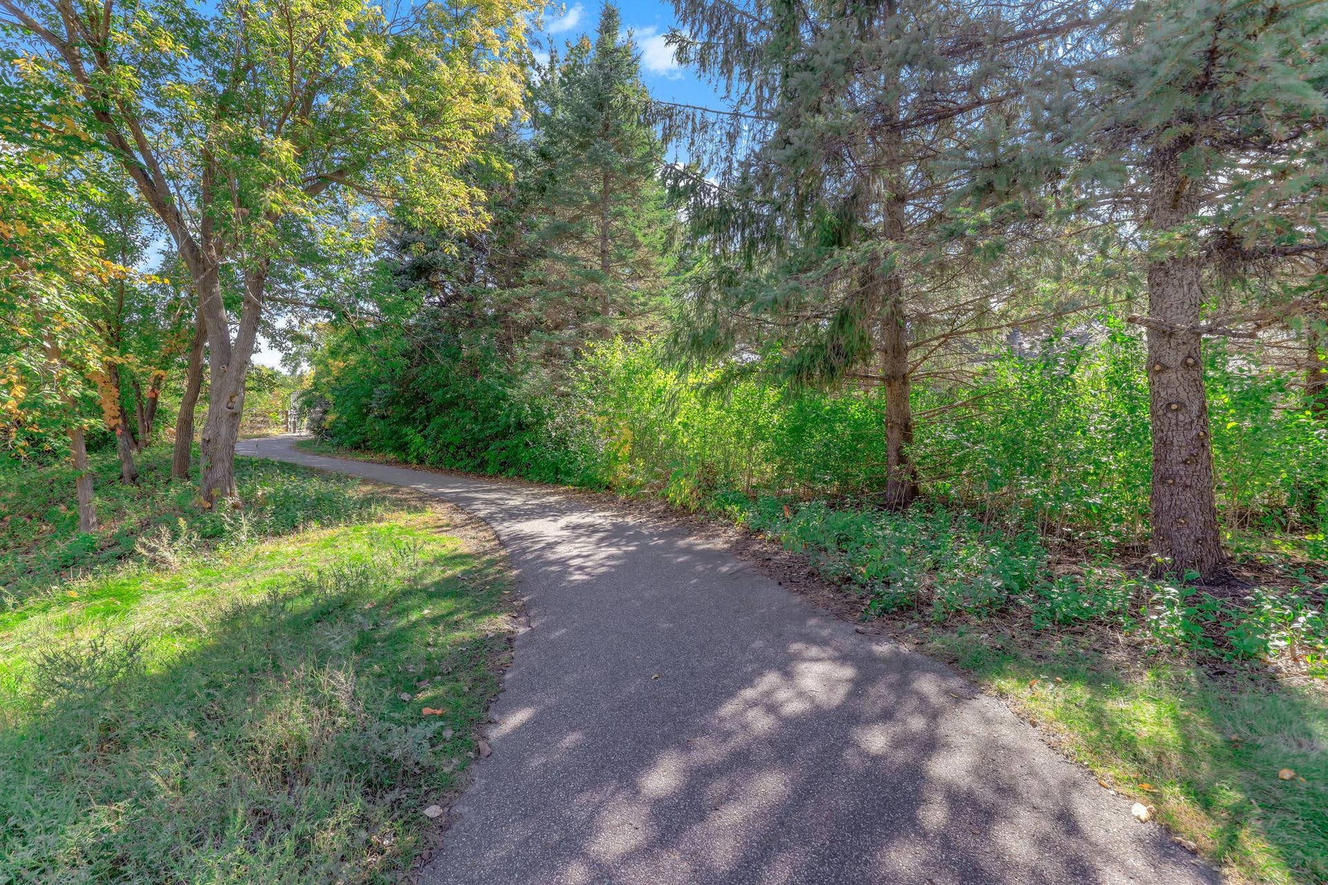4412 Cedar Lake Road S, #3, Saint Louis Park, MN 55416 37-web-or-mls-4412-Cedar-Lake-Rd-S-3-37.jpg