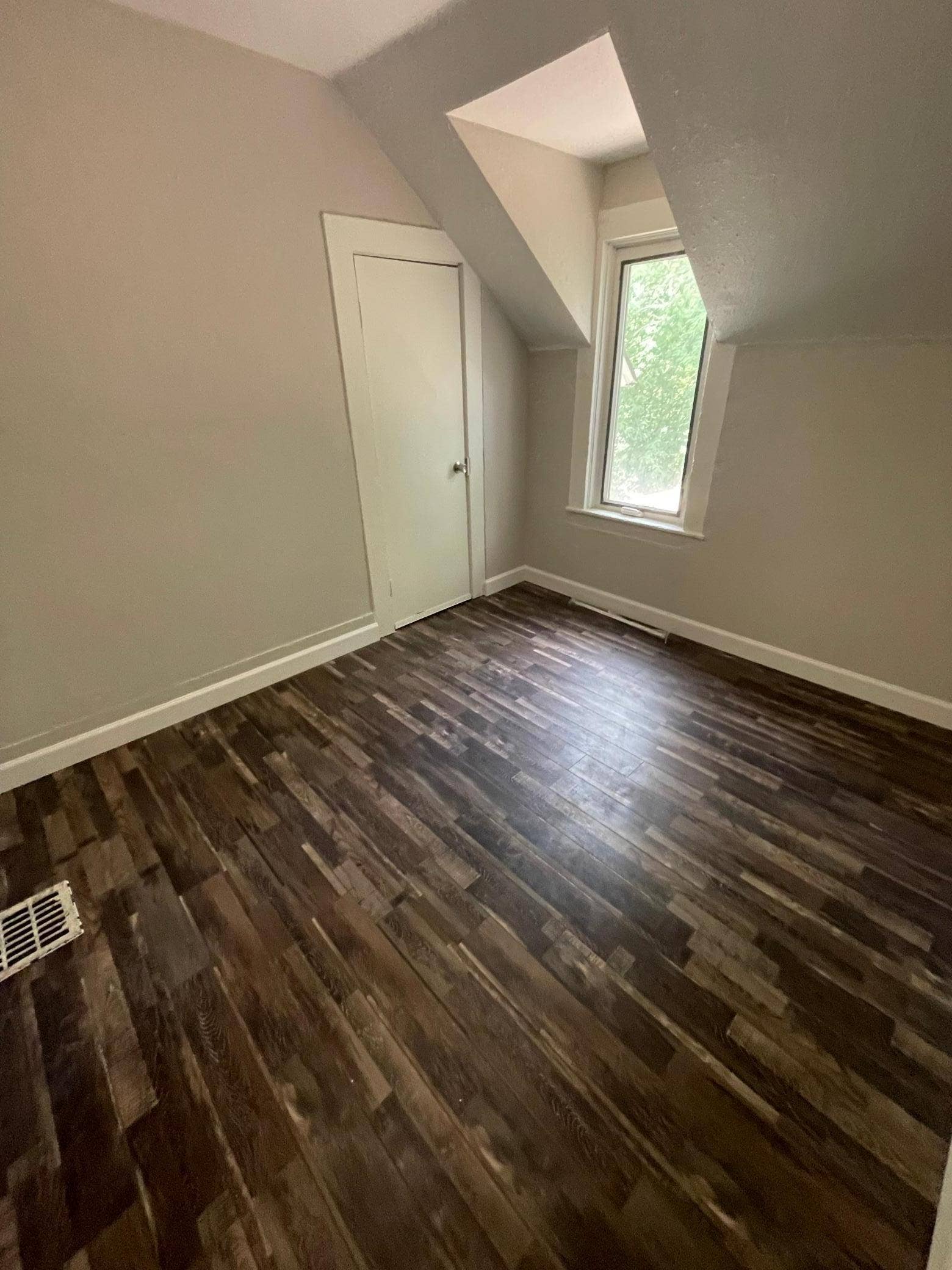 308 Stevens Street W, 104, Saint Paul, MN 55107 Upper Unit 2nd Bedroom.jpeg