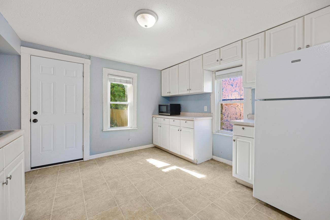308 Stevens Street W, 104, Saint Paul, MN 55107 3_17365.jpg