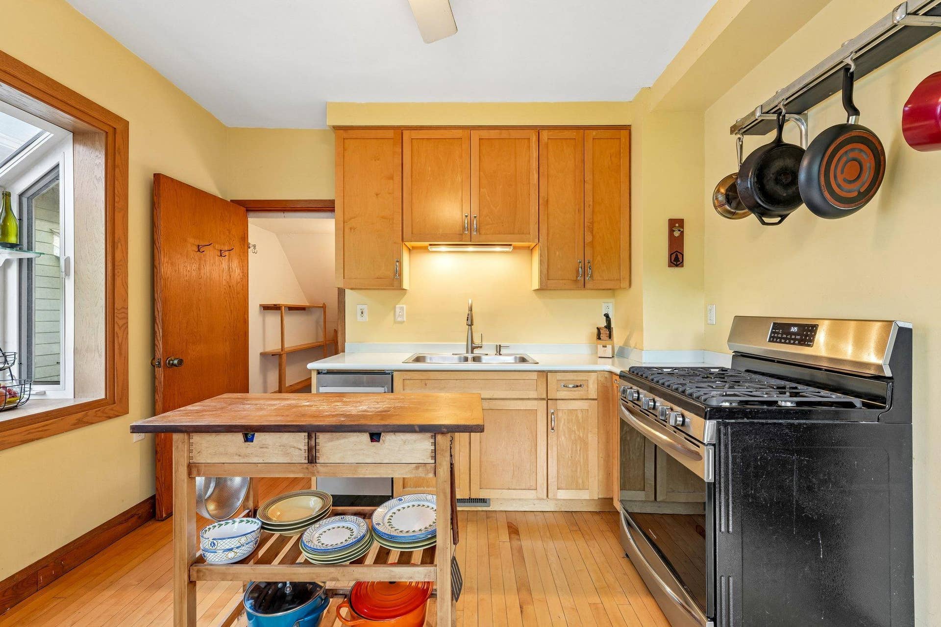 2820 42nd Avenue S, 15, Minneapolis, MN 55406 13-web-or-mls-42nd Ave-S0610-018.jpg