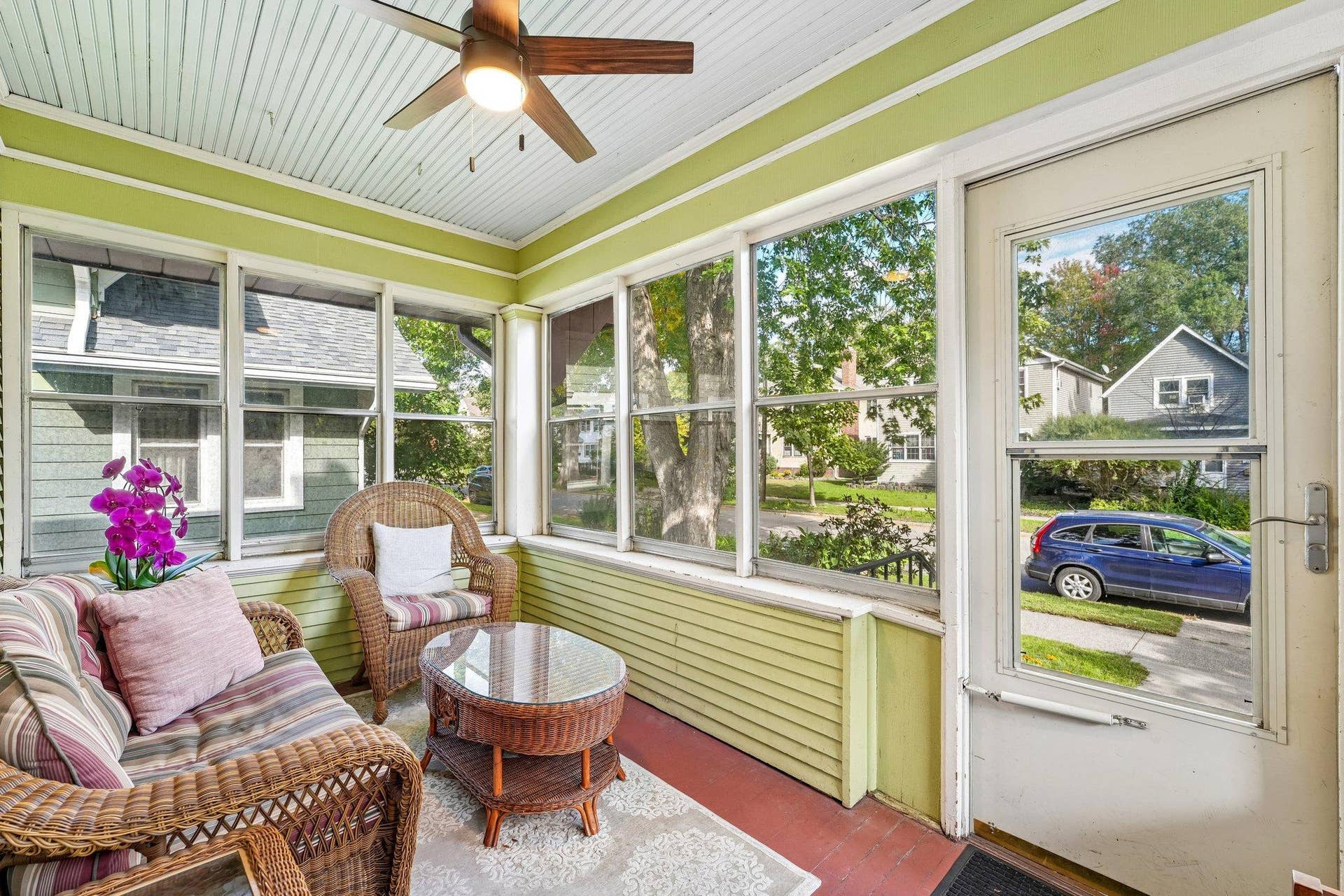 2820 42nd Avenue S, 15, Minneapolis, MN 55406 5-web-or-mls-42nd Ave-S0610-006.jpg