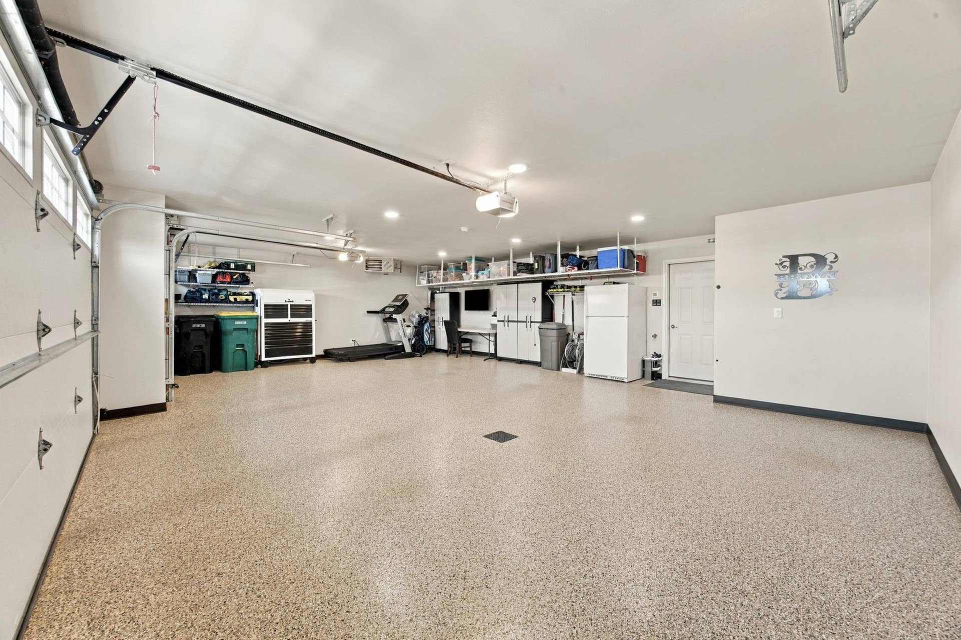 413 38th Avenue E, West Fargo, ND 58078 Heated epoxy 3 stall