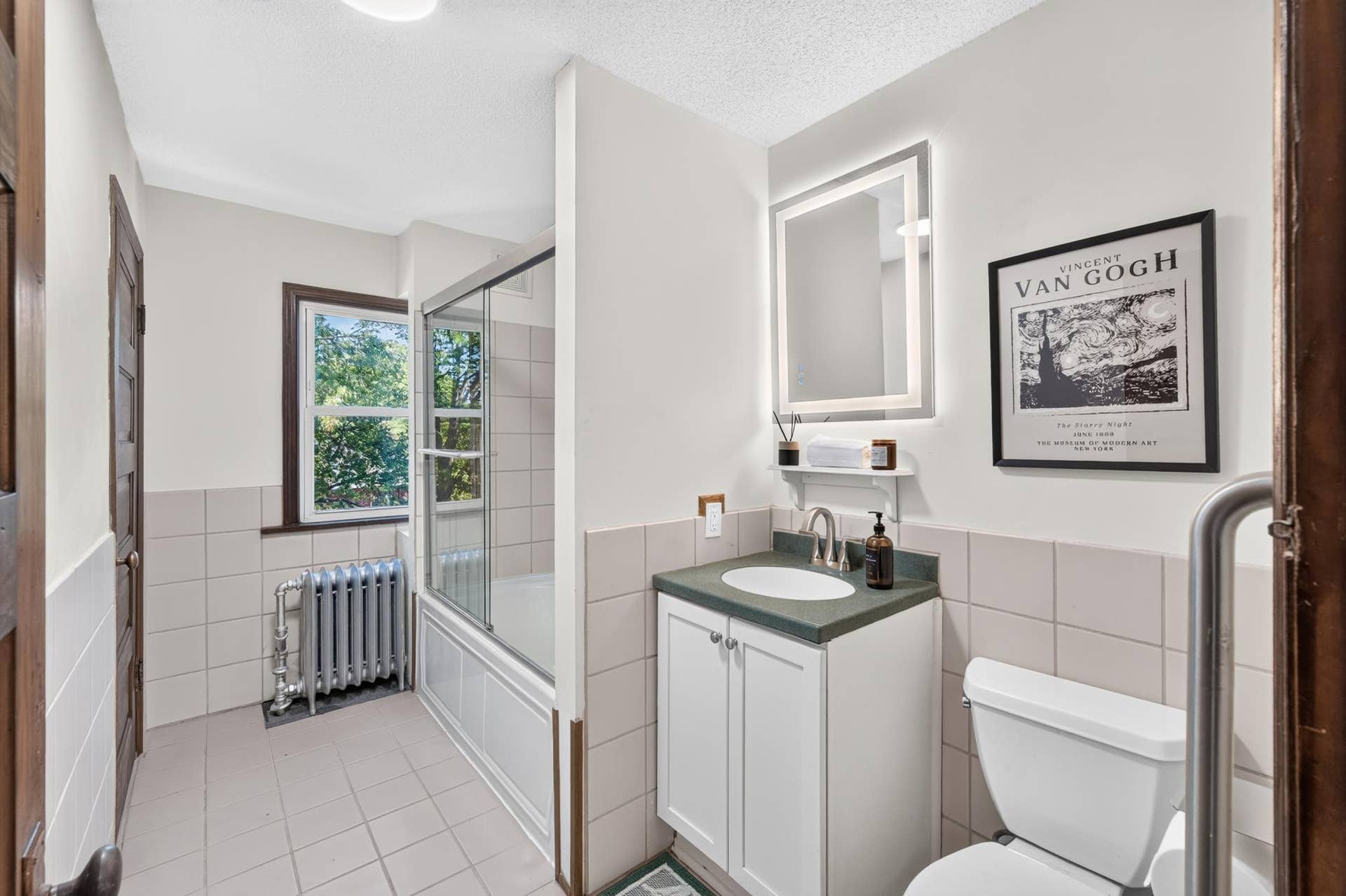 979 Saint Anthony Avenue, 101, Saint Paul, MN 55104 18_979_St_Anthony18.jpg