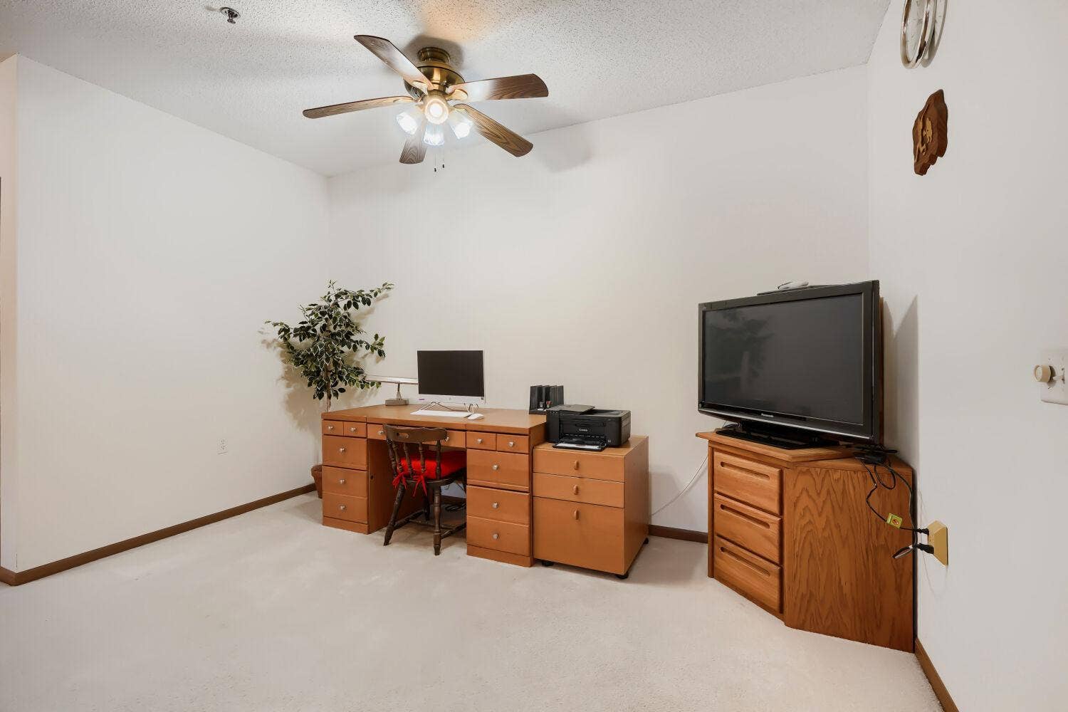 15001 Burnhaven Drive, #121, Burnsville, MN 55306 15001 Burnhaven Drive, #121, Burnsville, MN 55306