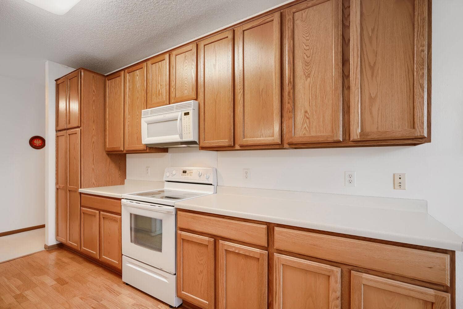 15001 Burnhaven Drive, #121, Burnsville, MN 55306 15001 Burnhaven Drive, #121, Burnsville, MN 55306