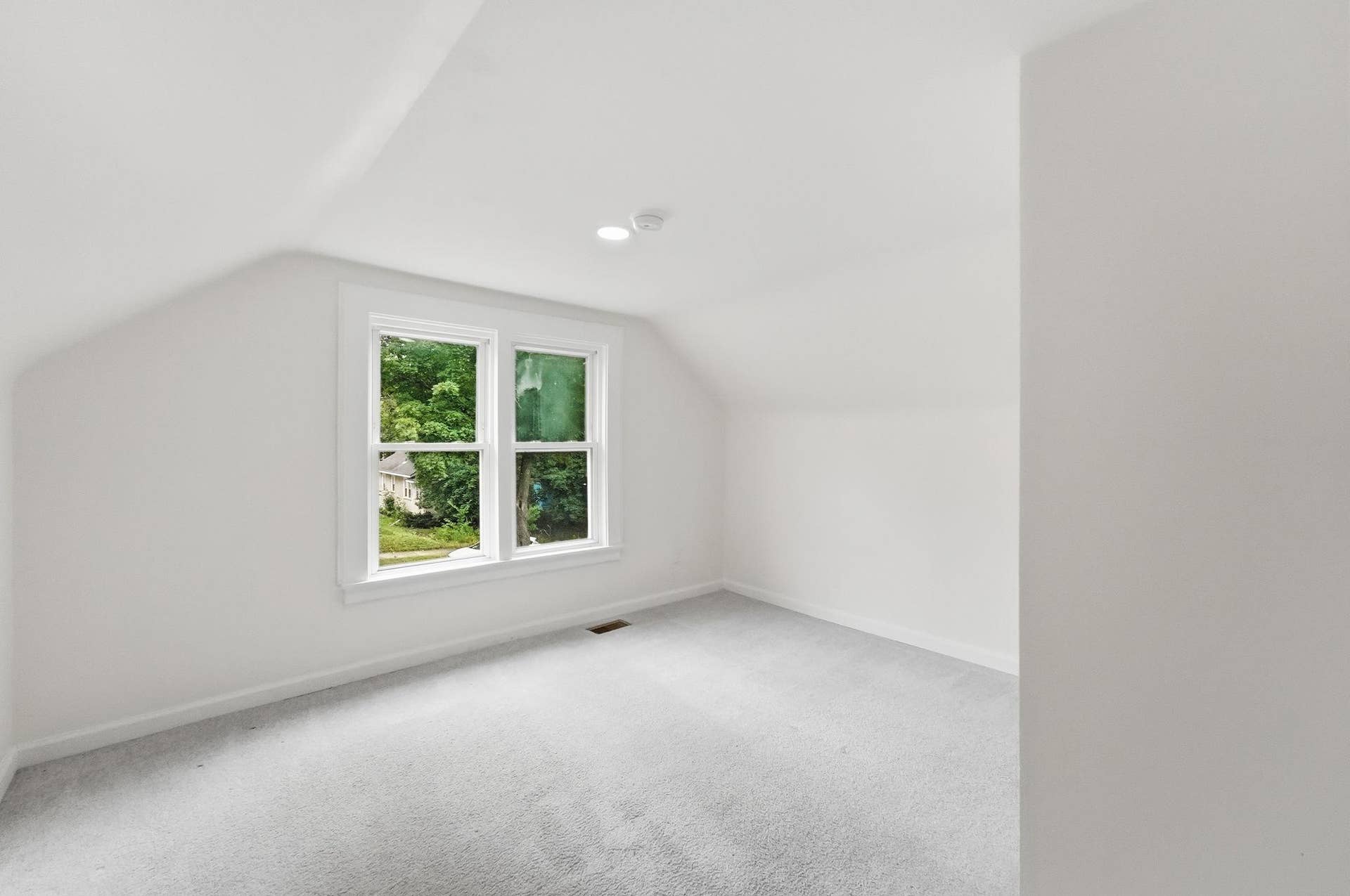 3343 Colfax Avenue N, 52, Minneapolis, MN 55412 35-web-or-mls-DSC06071.jpg