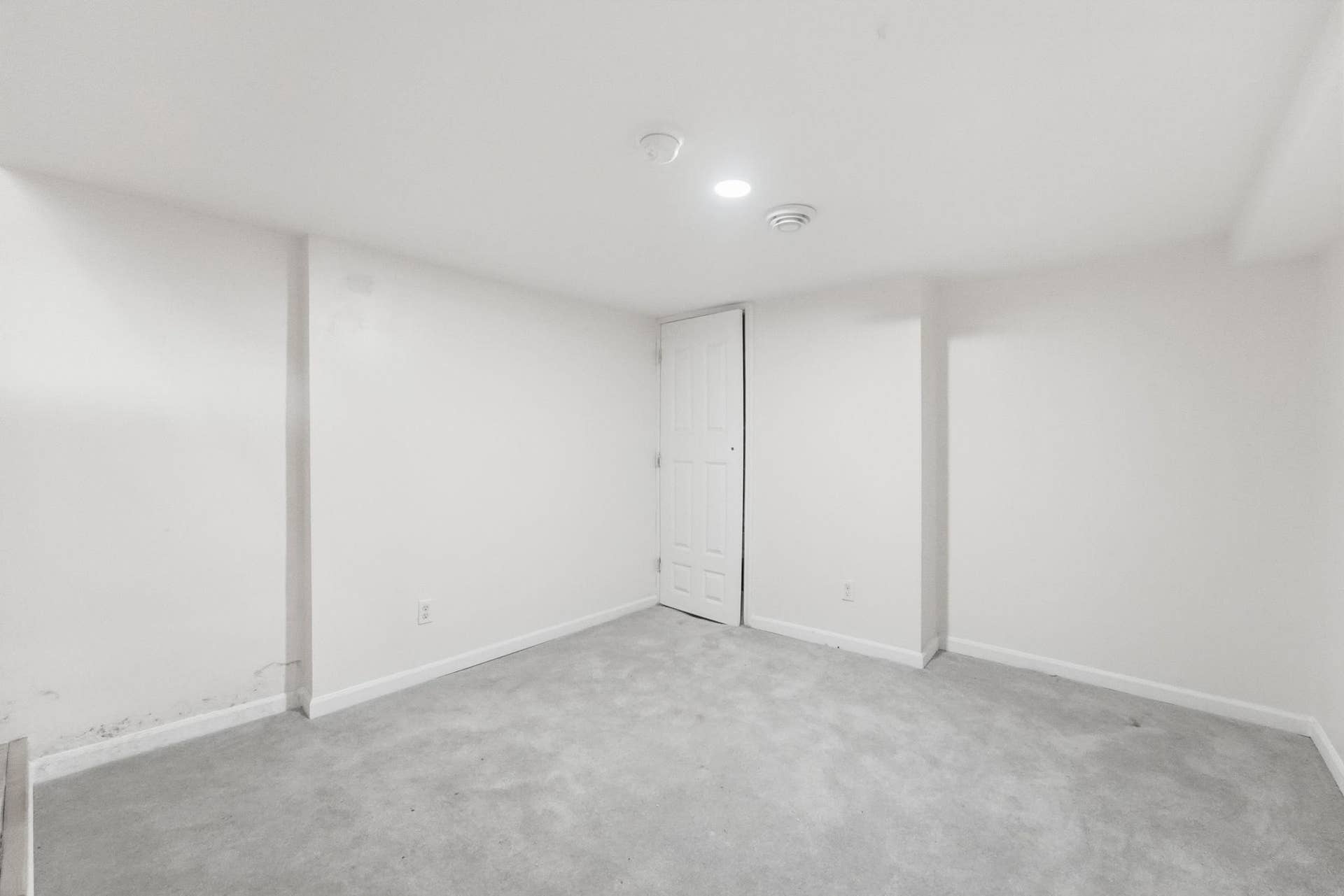 3343 Colfax Avenue N, 52, Minneapolis, MN 55412 29-web-or-mls-DSC06026.jpg