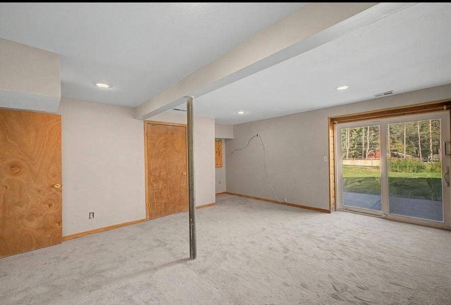 2281 Pond Avenue, Maplewood, MN 55119 IMG_9474.jpeg