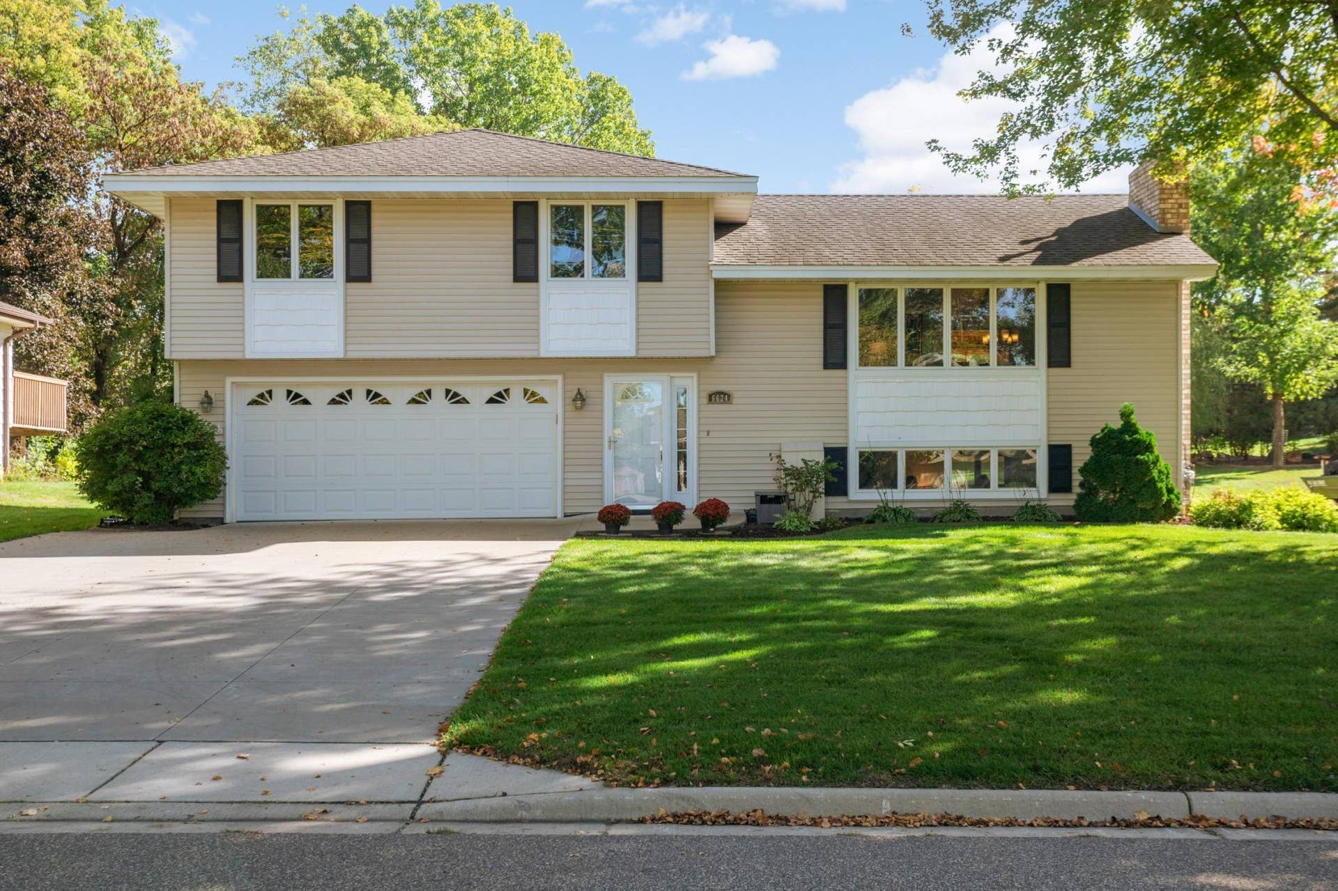 6624 Edgemont Boulevard N, Brooklyn Park, MN 55428 Image-8.jpg
