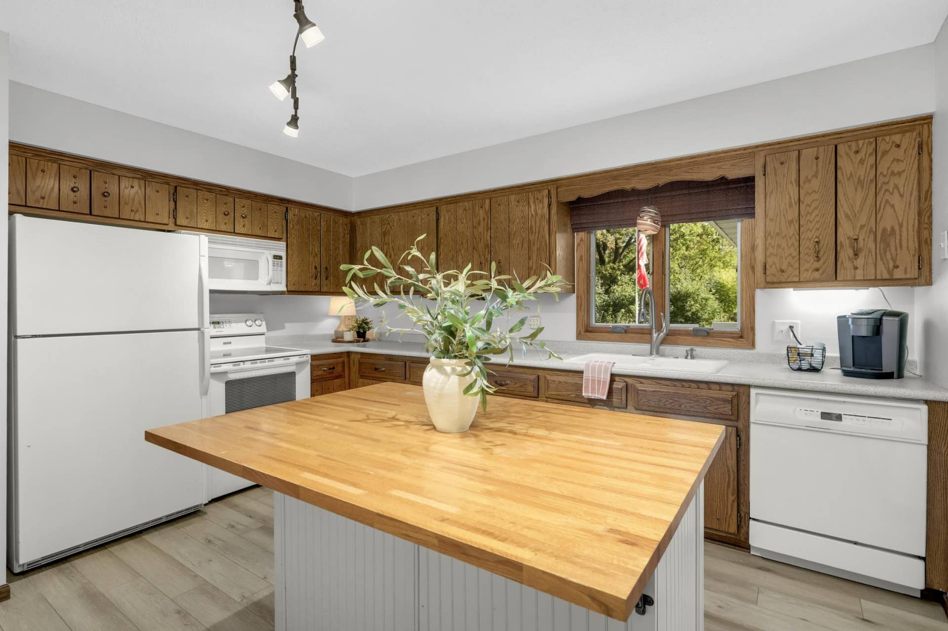 6624 Edgemont Boulevard N, Brooklyn Park, MN 55428 Image-23.jpg
