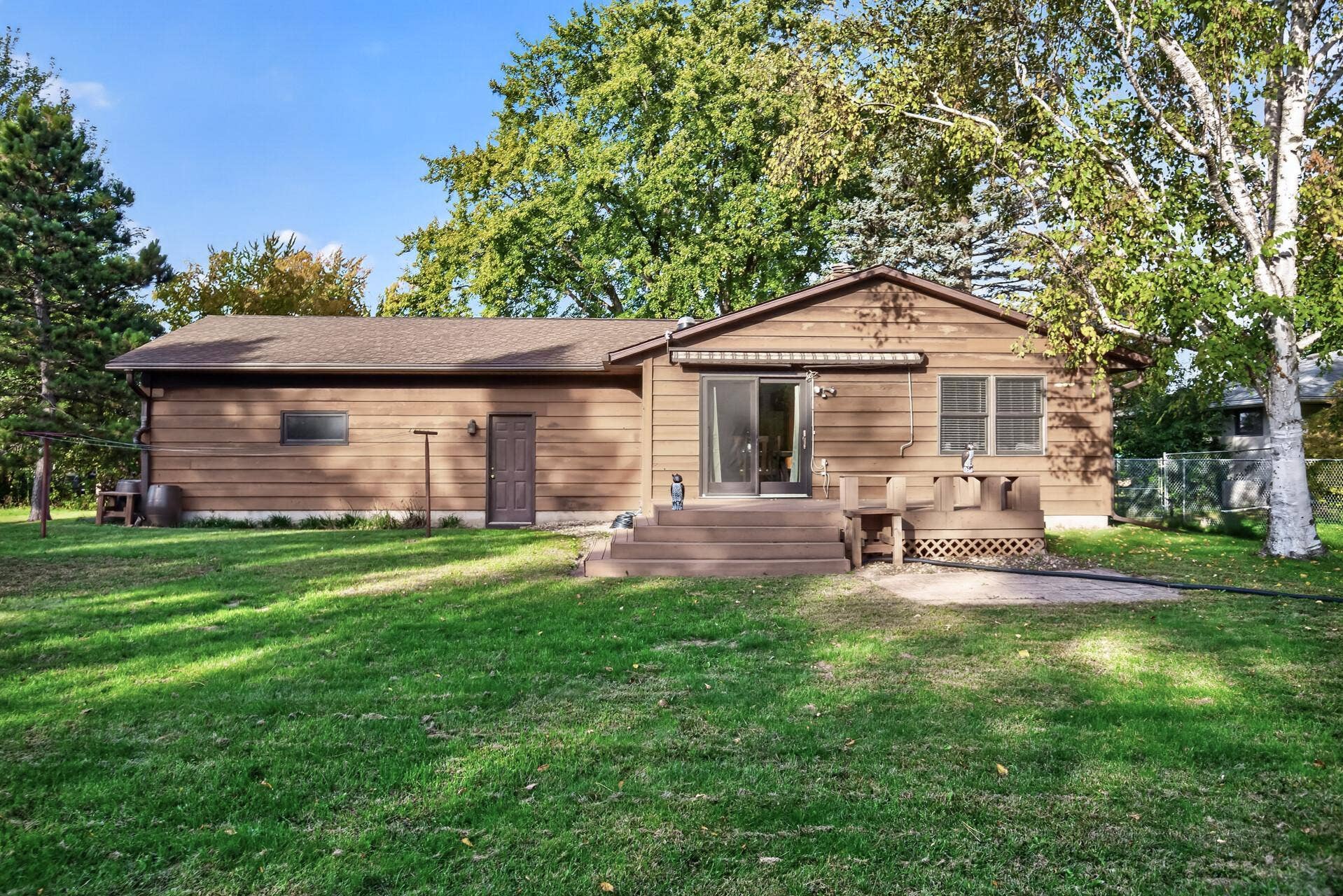 1938 Edgerton Street, Maplewood, MN 55117 1938 Edgerton Street, Maplewood, MN 55117