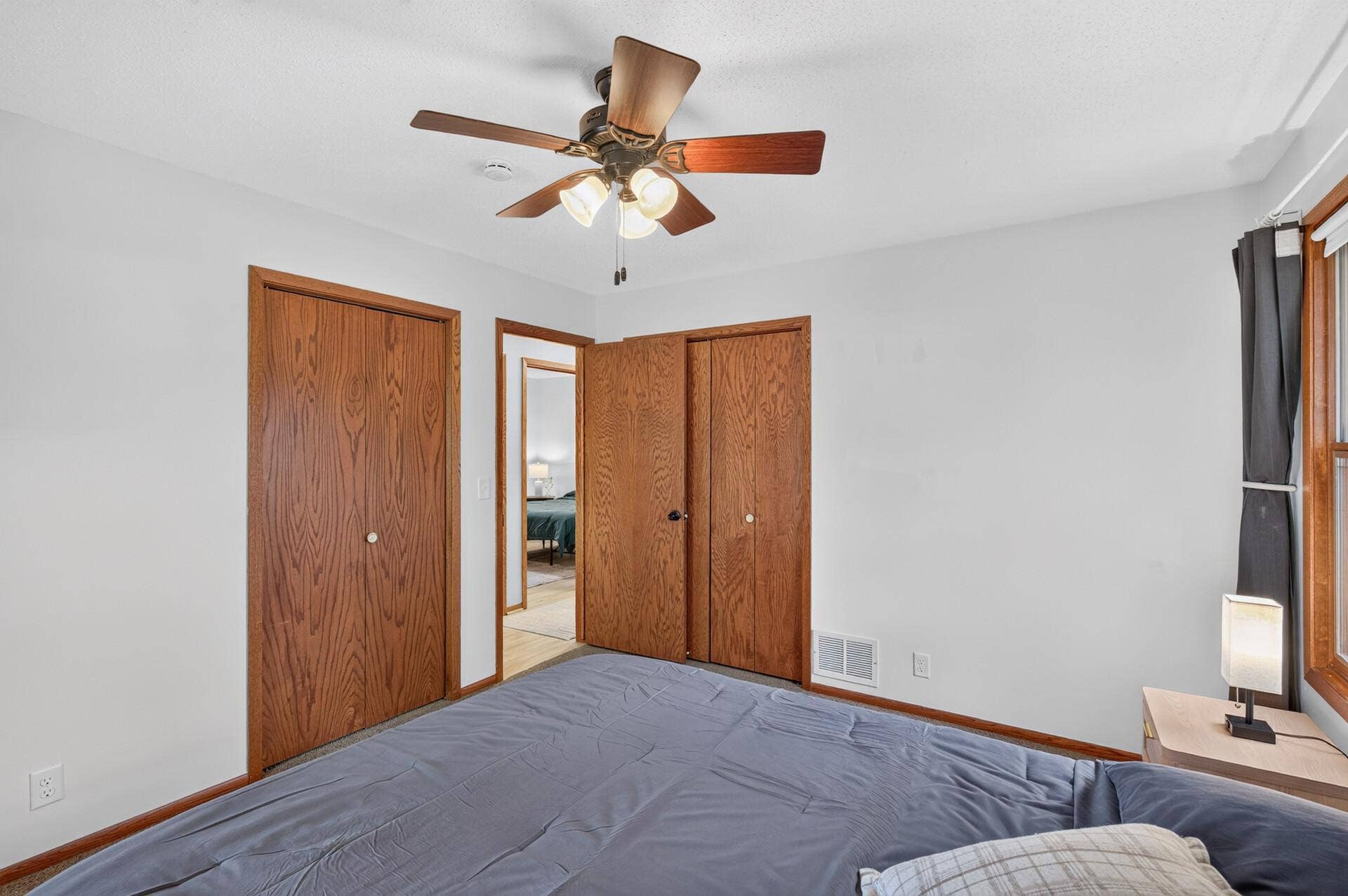 1938 Edgerton Street, Maplewood, MN 55117 1938 Edgerton Street, Maplewood, MN 55117