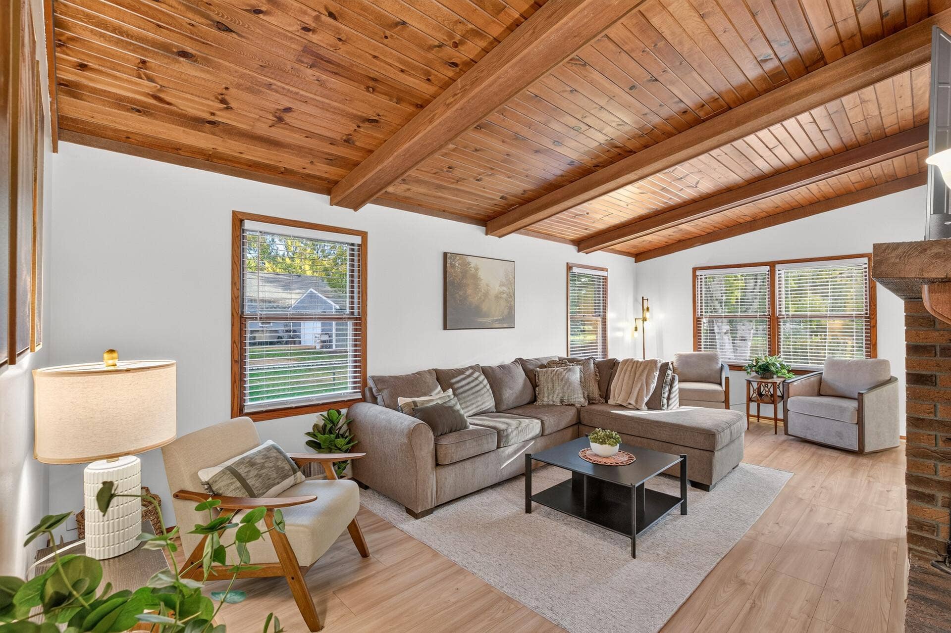 1938 Edgerton Street, Maplewood, MN 55117 1938 Edgerton Street, Maplewood, MN 55117