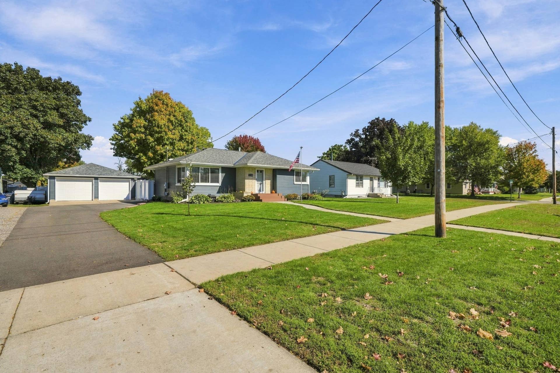 1108 Hoffman Street W, Cannon Falls, MN 55009 29-print-7IV02247.jpg