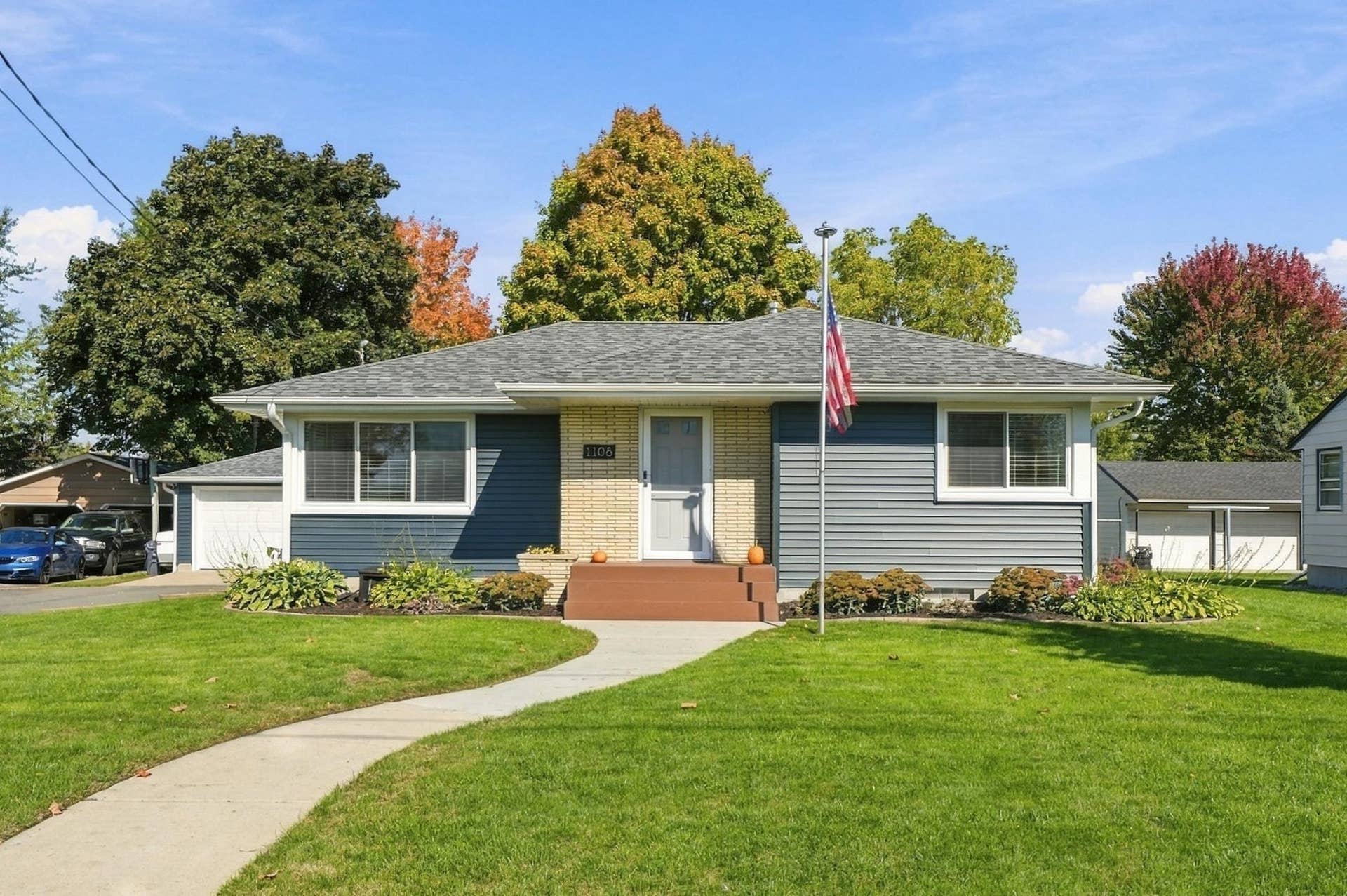 1108 Hoffman Street W, Cannon Falls, MN 55009 2-print-1108_Hoffman_St_W_Cannon_Falls_MN_55009_02252.jpg