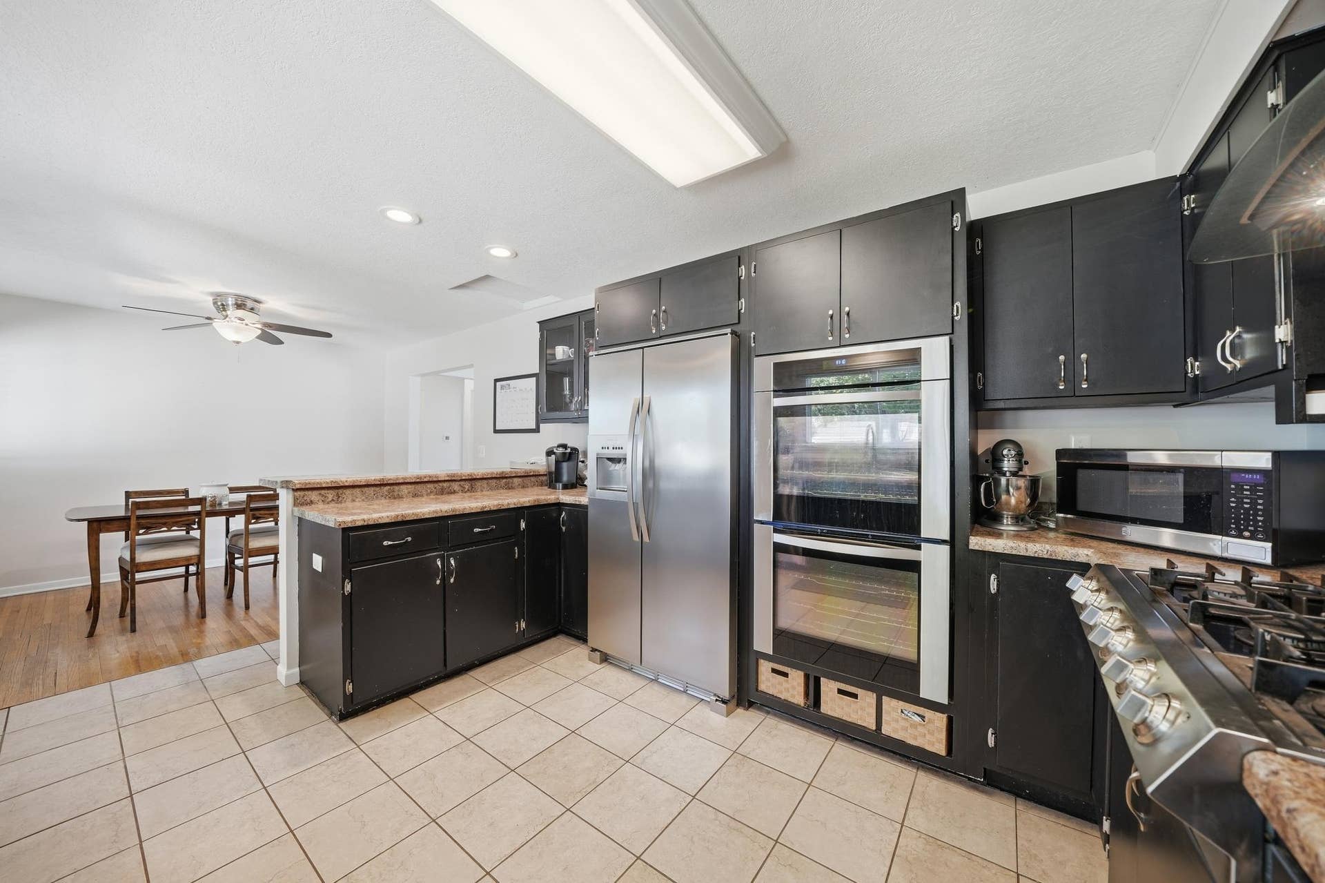 1108 Hoffman Street W, Cannon Falls, MN 55009 11-print-7IV02167.jpg