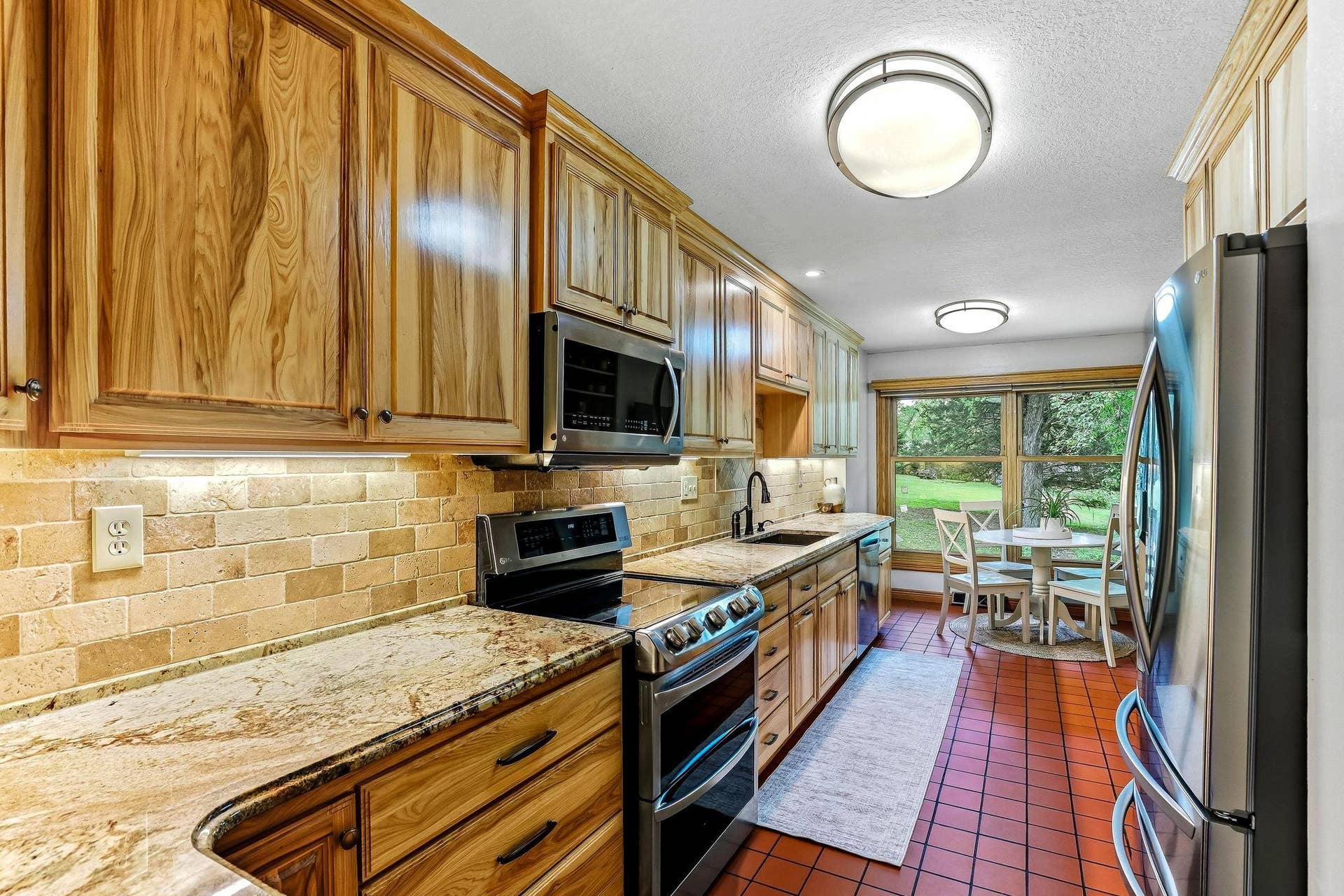 1401 Omaha Avenue N, Stillwater, MN 55082 14-web-or-mls-1401-Omaha-Ave-14.jpg
