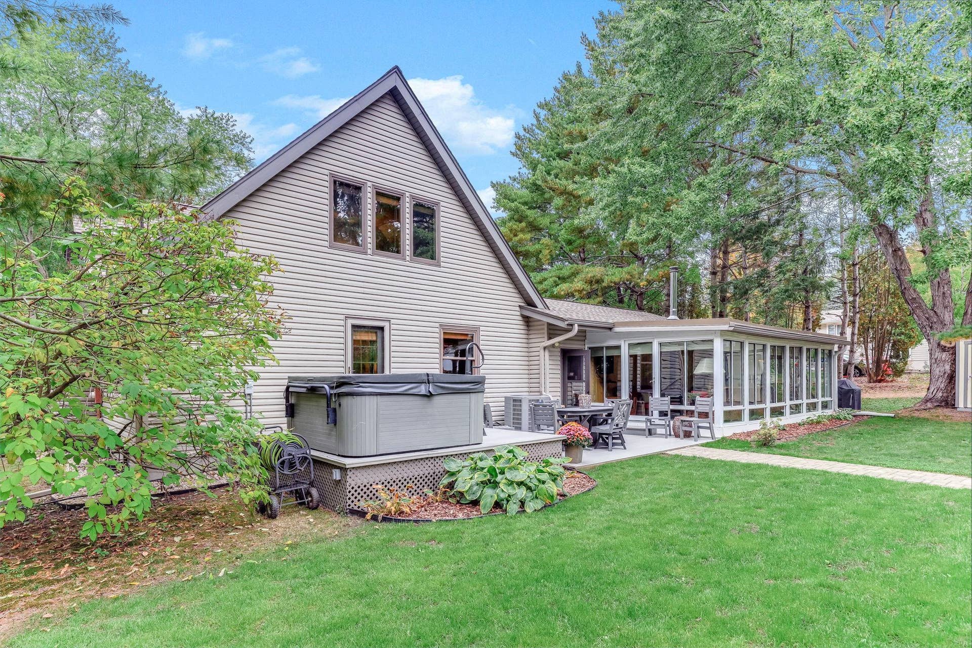 1401 Omaha Avenue N, Stillwater, MN 55082 55-web-or-mls-1401-Omaha-Ave-55.jpg