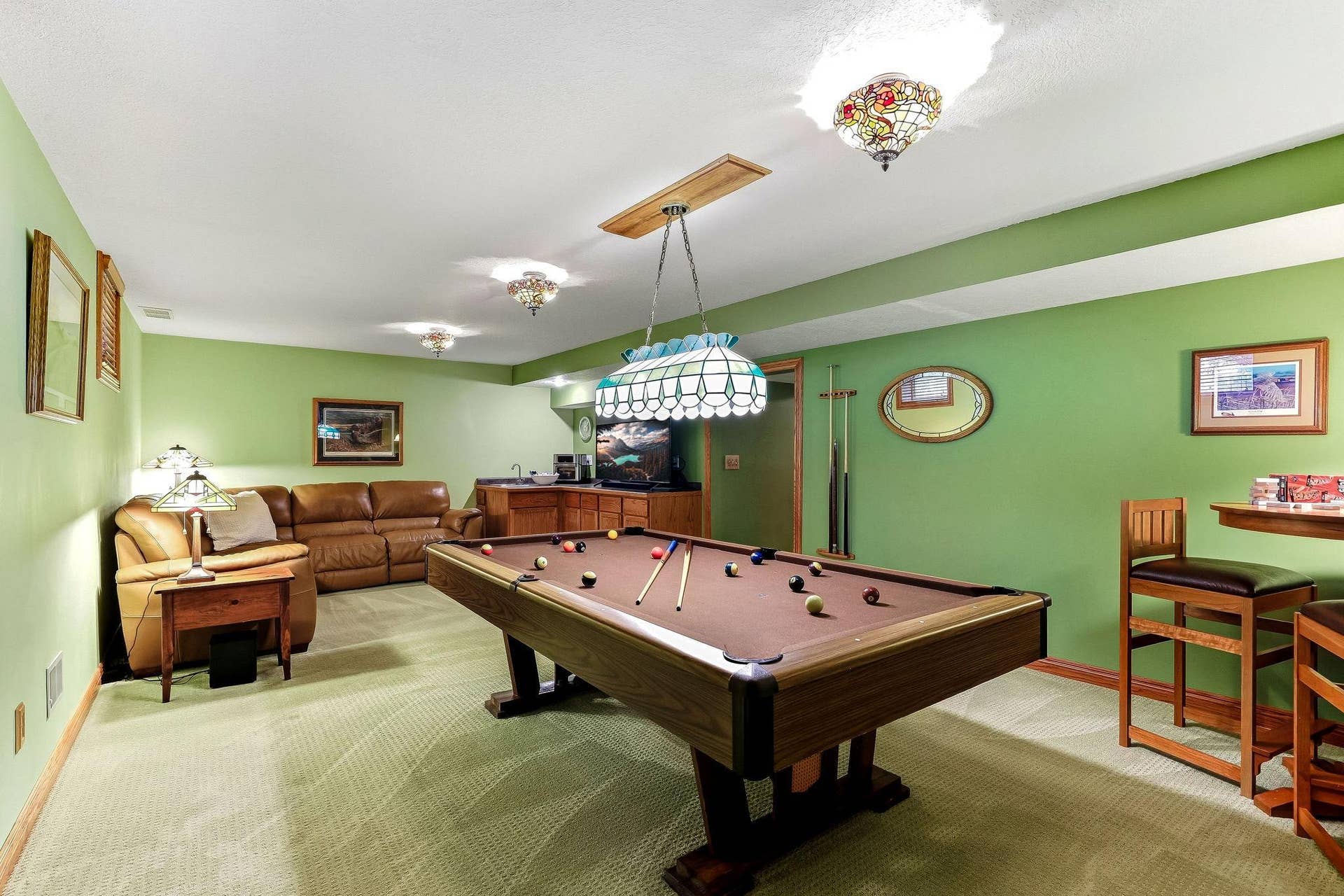1401 Omaha Avenue N, Stillwater, MN 55082 Lower level rec area. Pool table will stay.