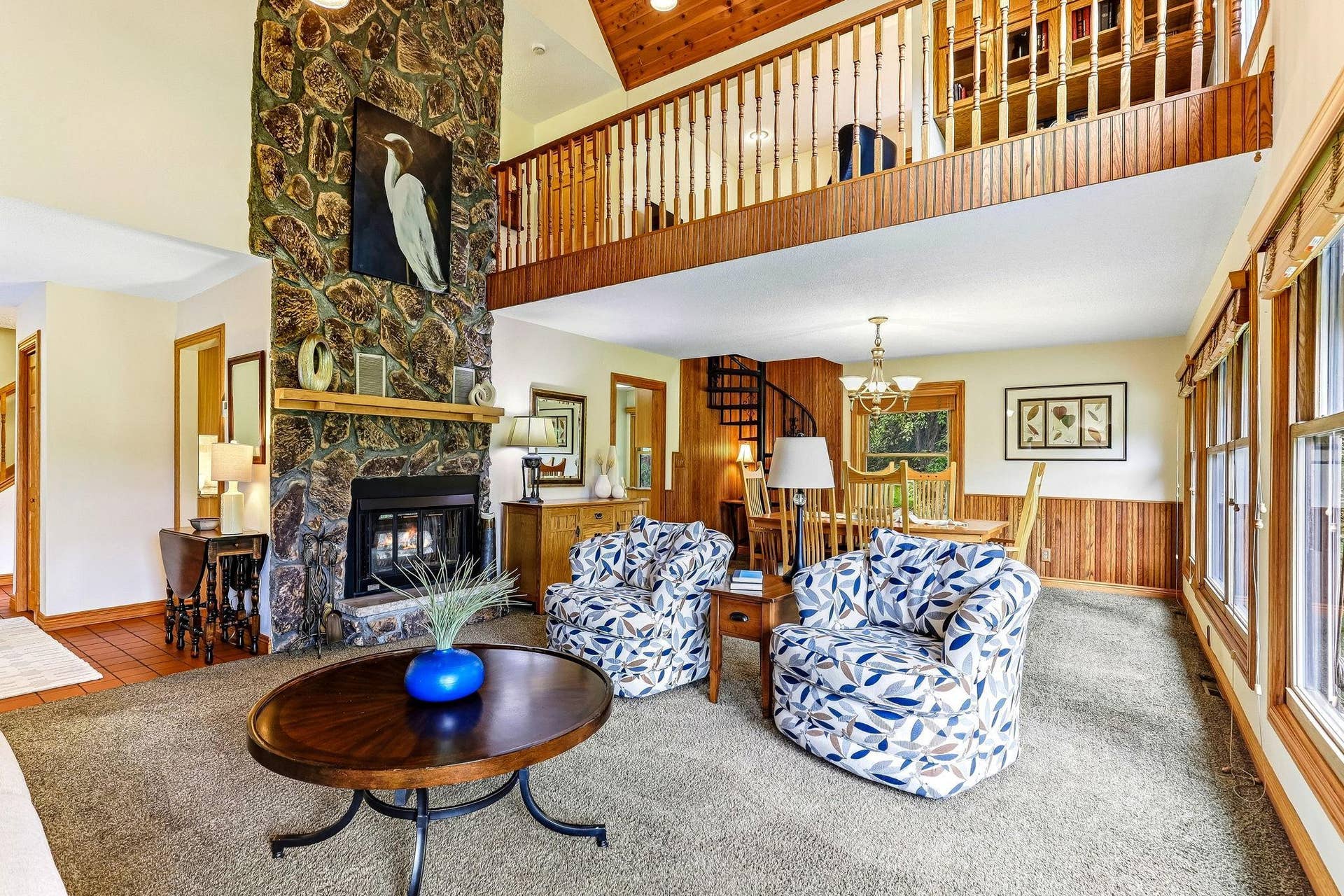 1401 Omaha Avenue N, Stillwater, MN 55082 Very cool lodge feeling