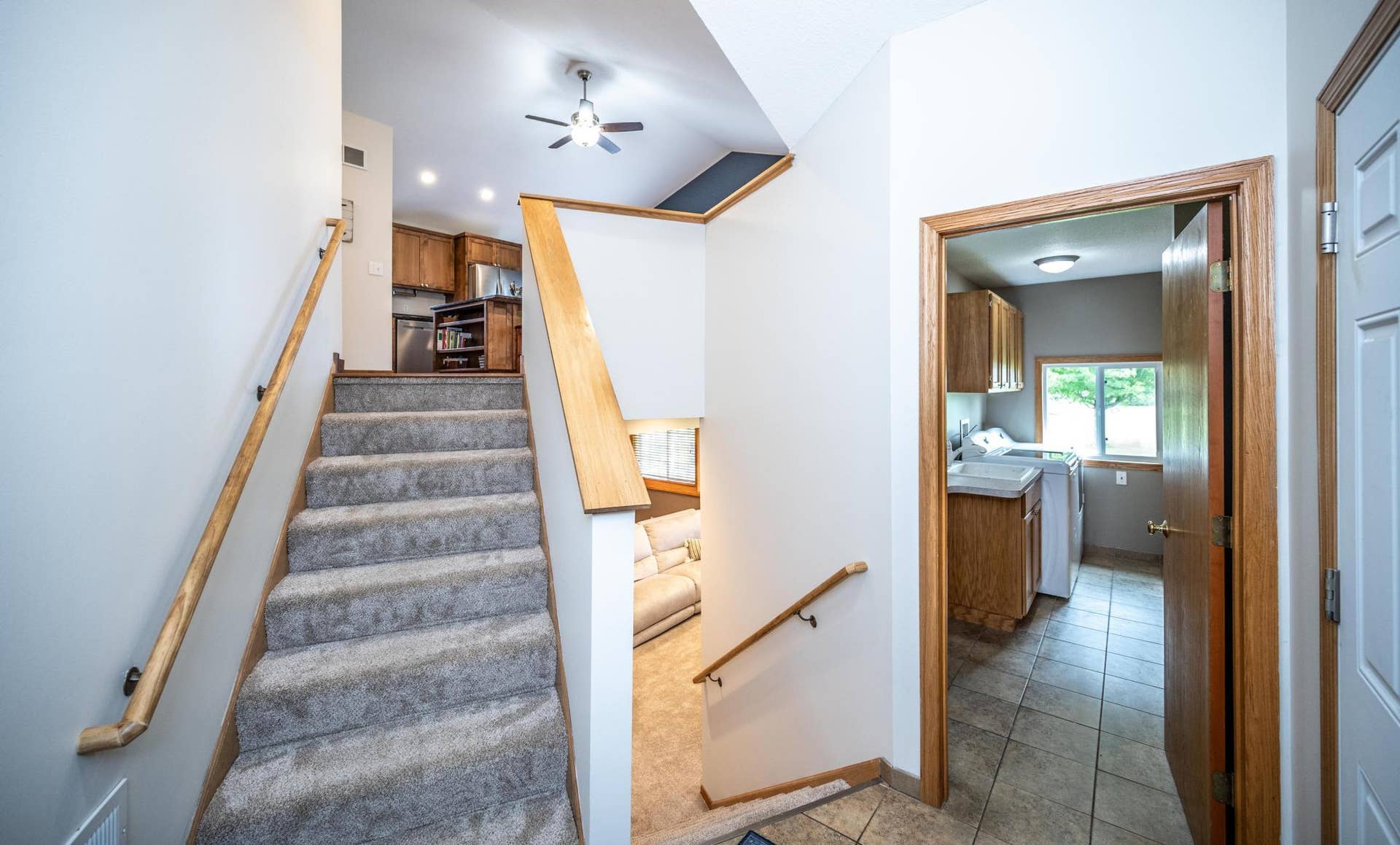1107 Walnut Street, Farmington, MN 55024 014-009-Entryway-4200x2538.jpg