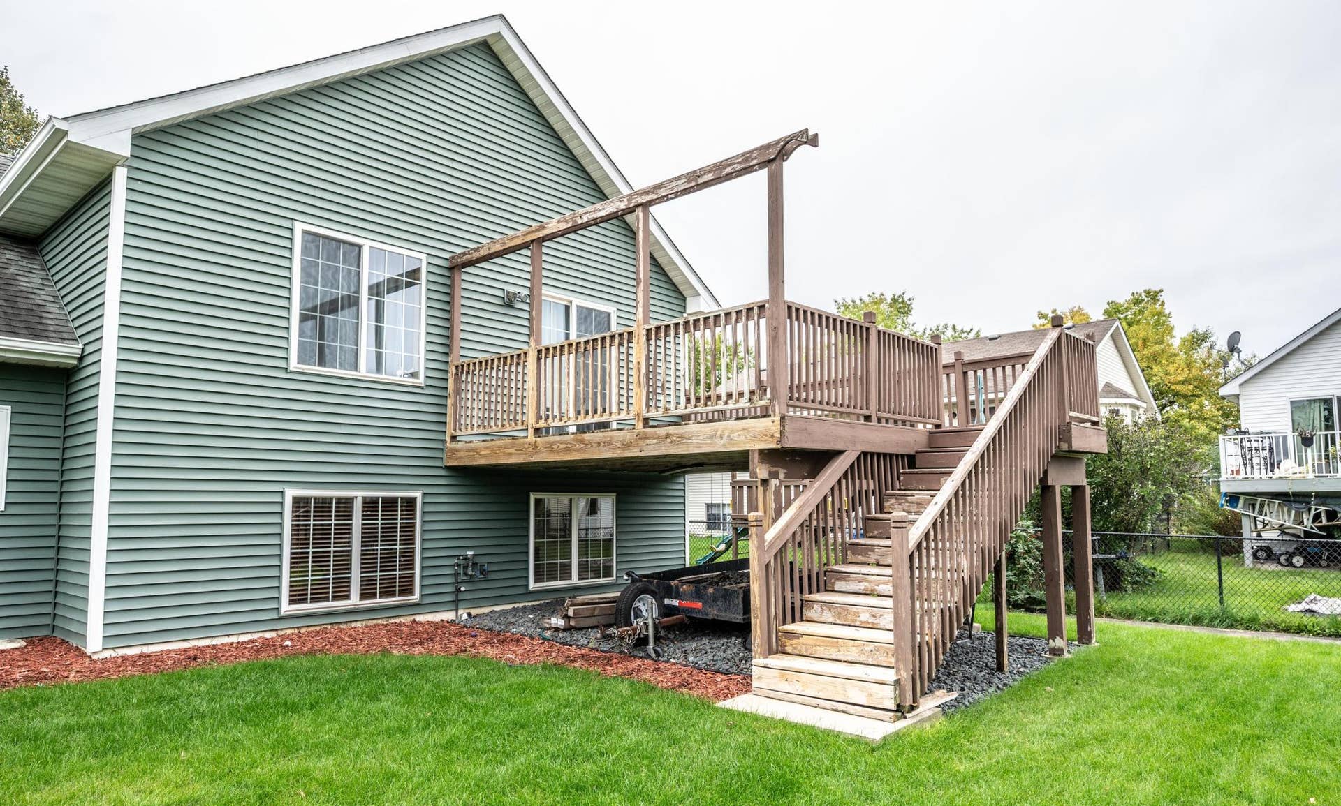 1107 Walnut Street, Farmington, MN 55024 007-004-Deck-4200x2528.jpg