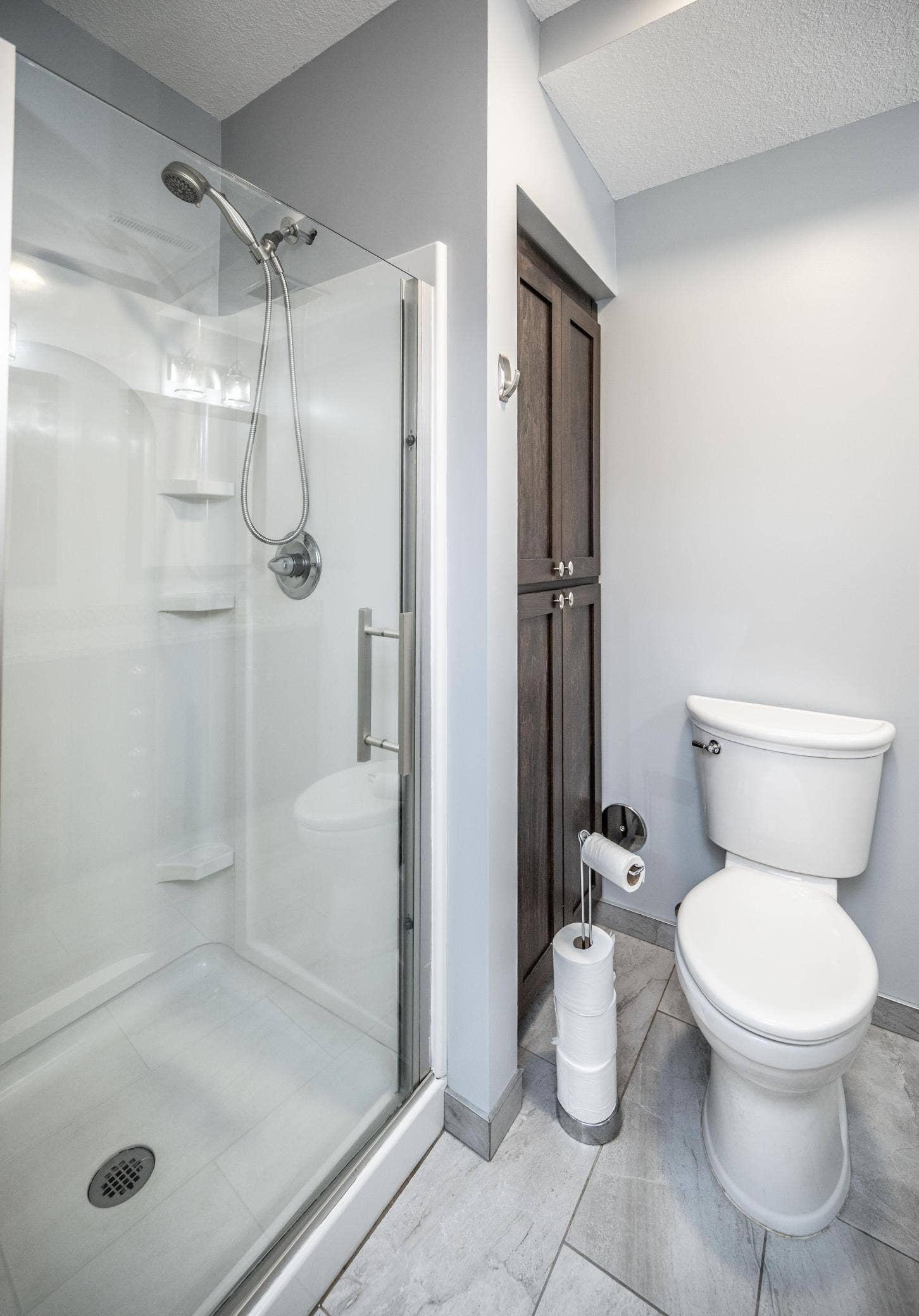 1107 Walnut Street, Farmington, MN 55024 035-007-Primary Bath-2933x4200.jpg