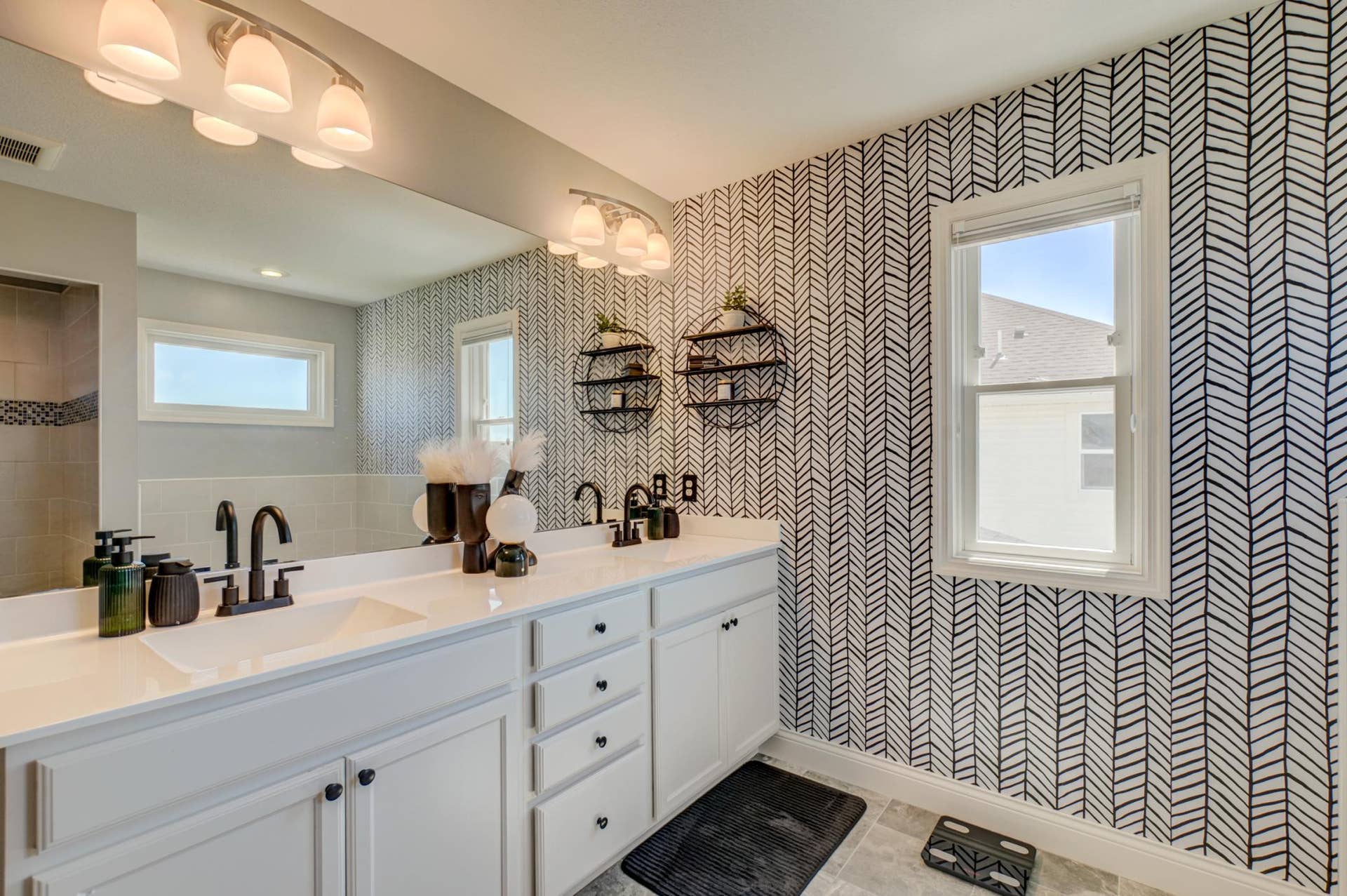 Relax and recharge in this luxurious spa-like ensuite