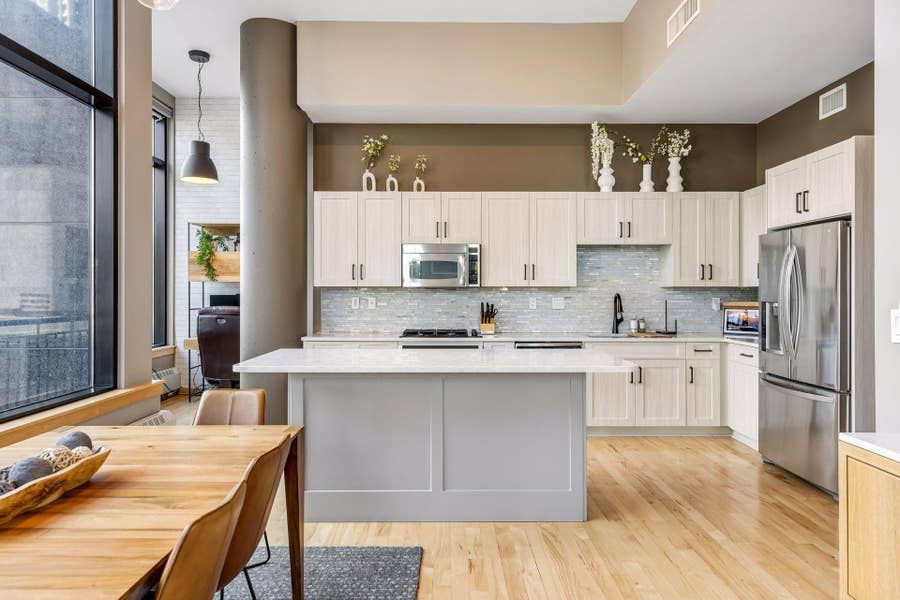 Property photo for 215 10th Avenue S, #102, Minneapolis, MN