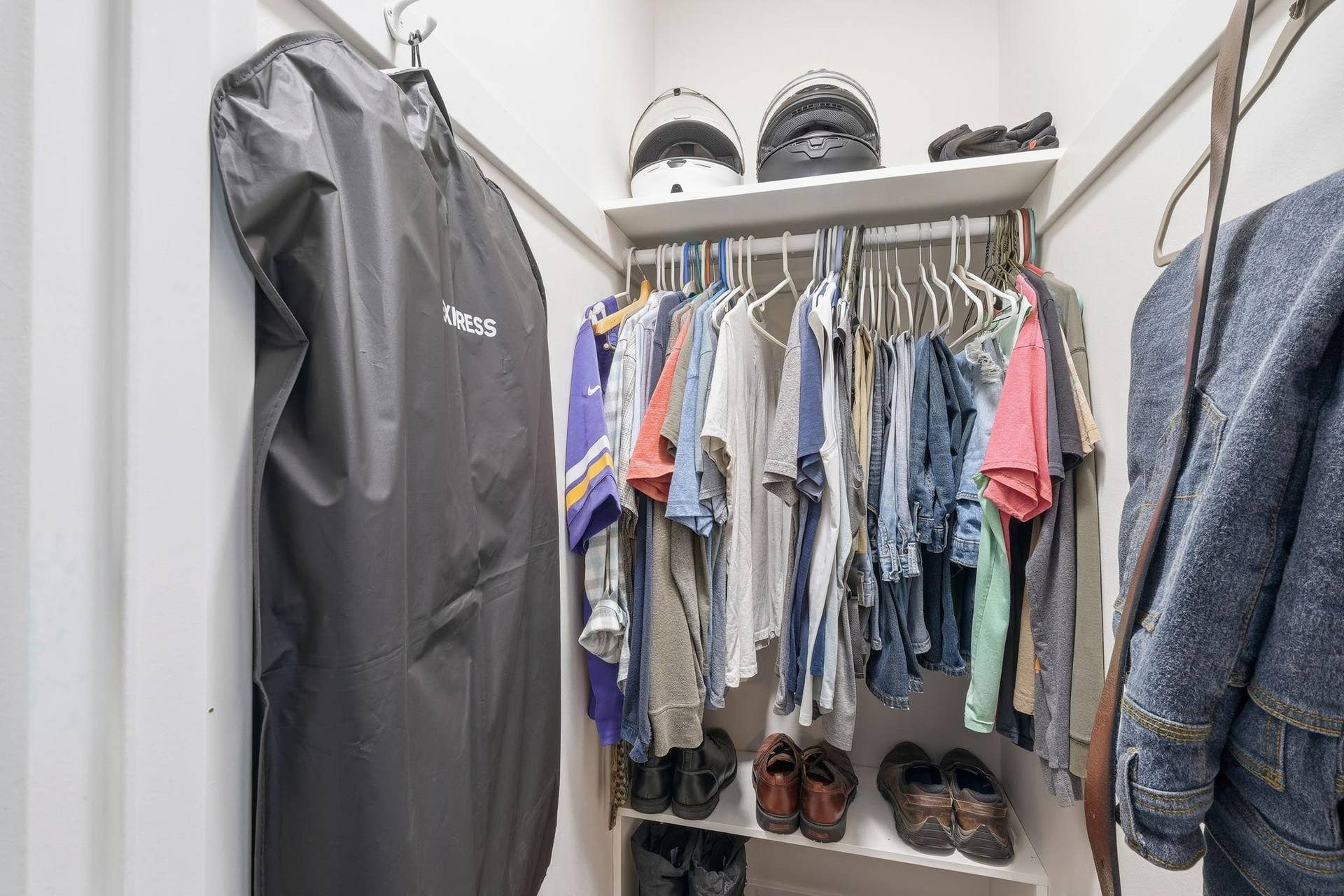 611 Central Avenue, Buffalo, MN 55313 Walk-in closet