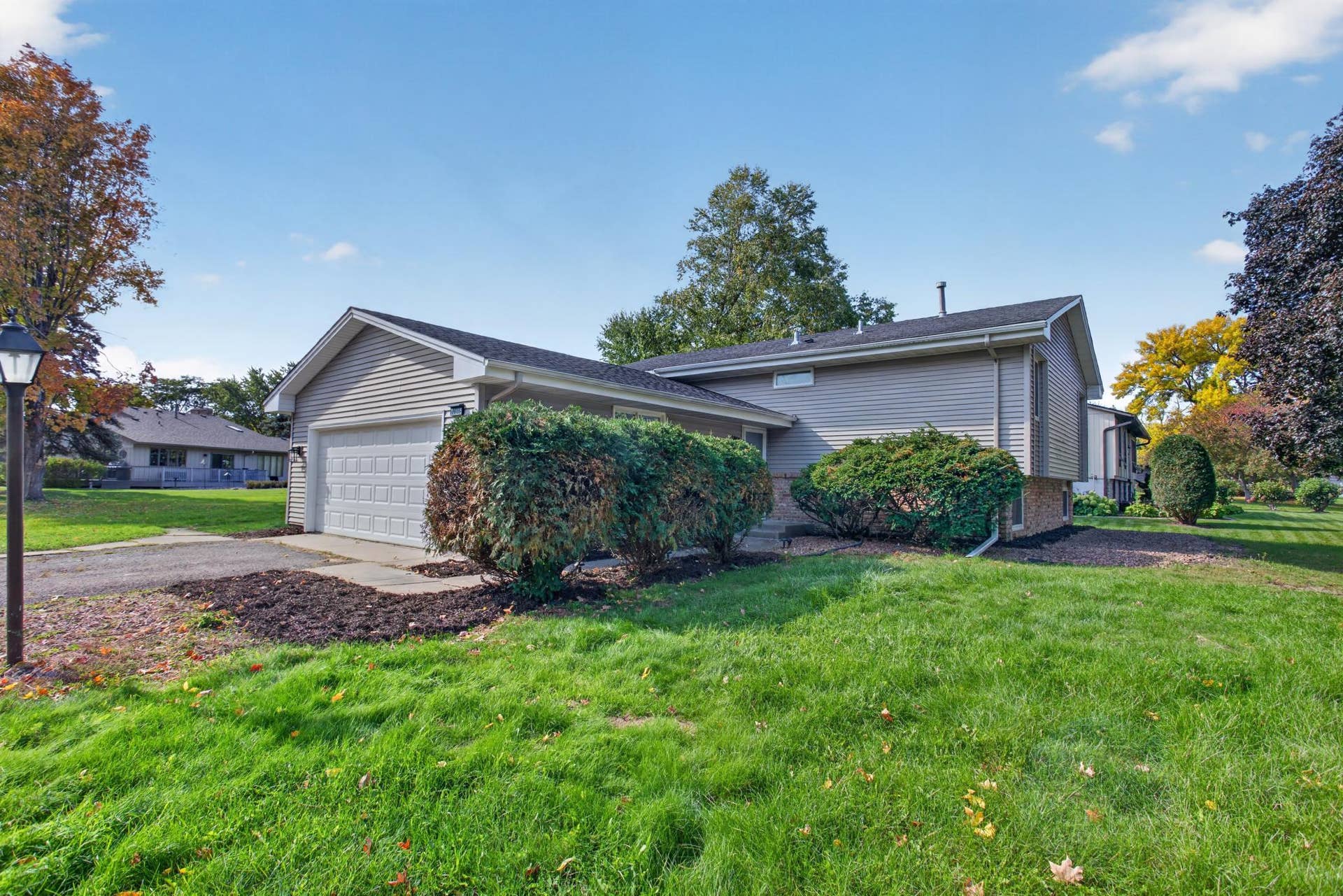10605 Union Terrace Way N, Plymouth, MN 55441 10605 Union Terrace Way N, Plymouth, MN 55441