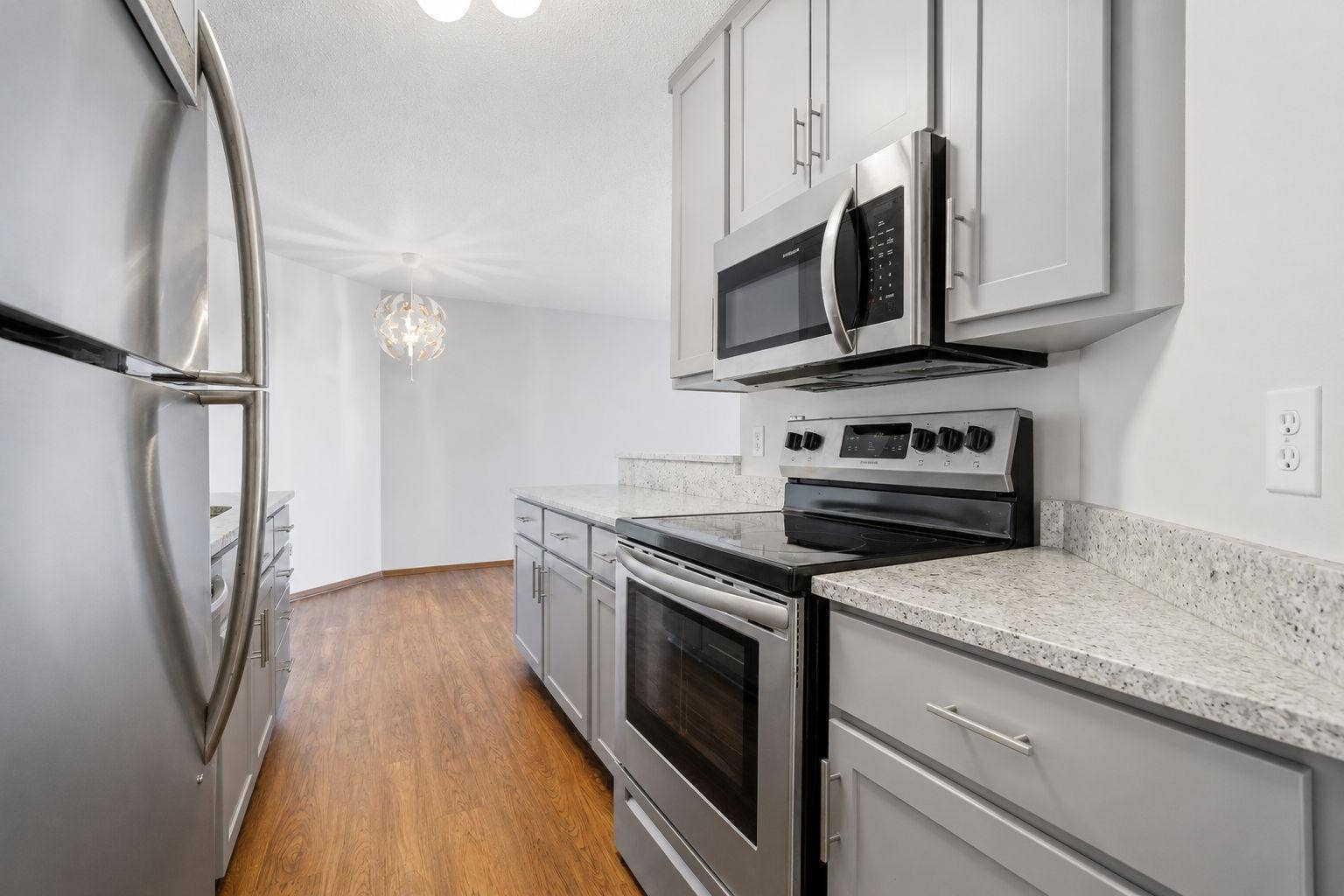 433 S 7th Street, #2113, 19, Minneapolis, MN 55415 433 S 7th Street, #2113, 19, Minneapolis, MN 55415
