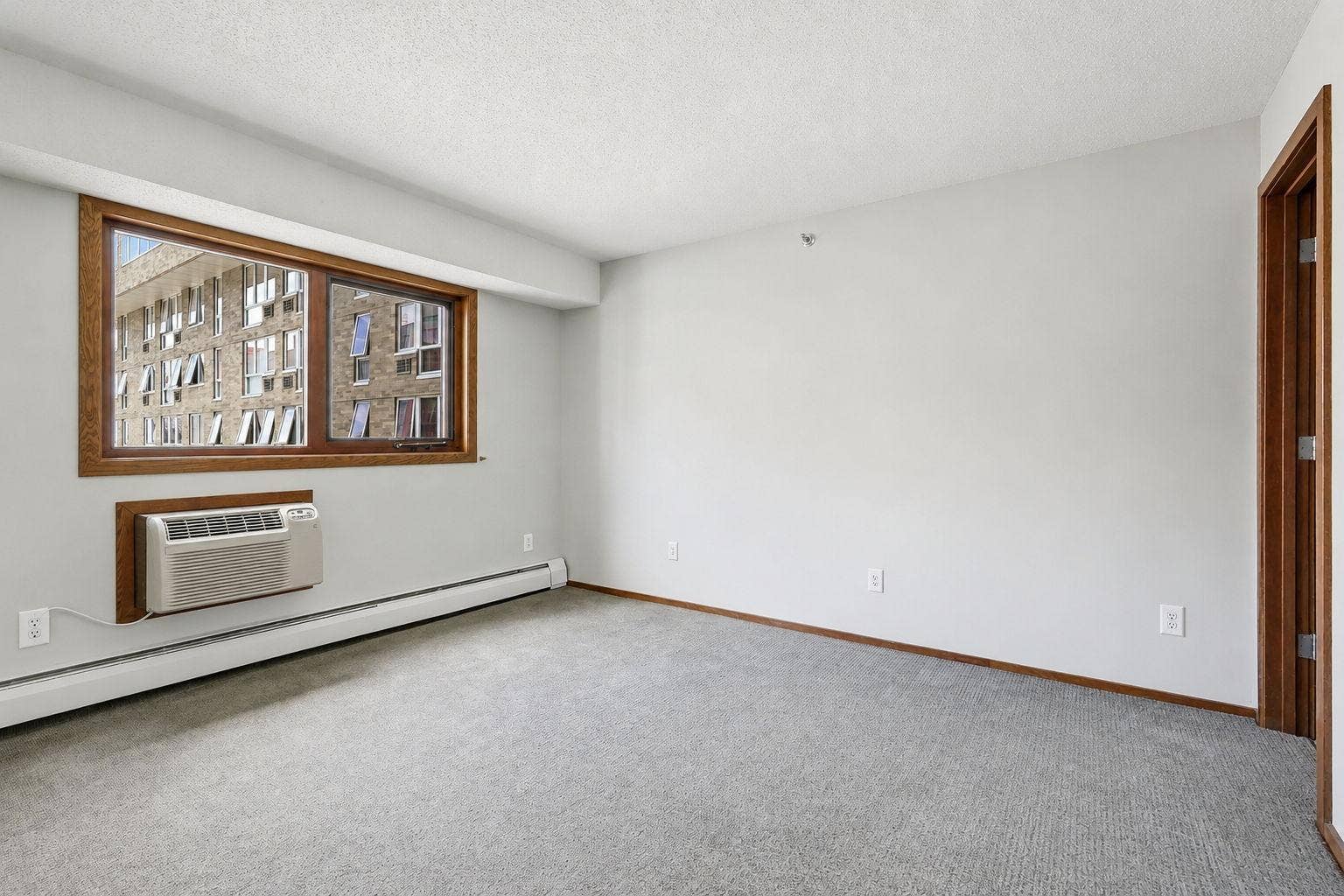 433 S 7th Street, #2113, 19, Minneapolis, MN 55415 433 S 7th Street, #2113, 19, Minneapolis, MN 55415