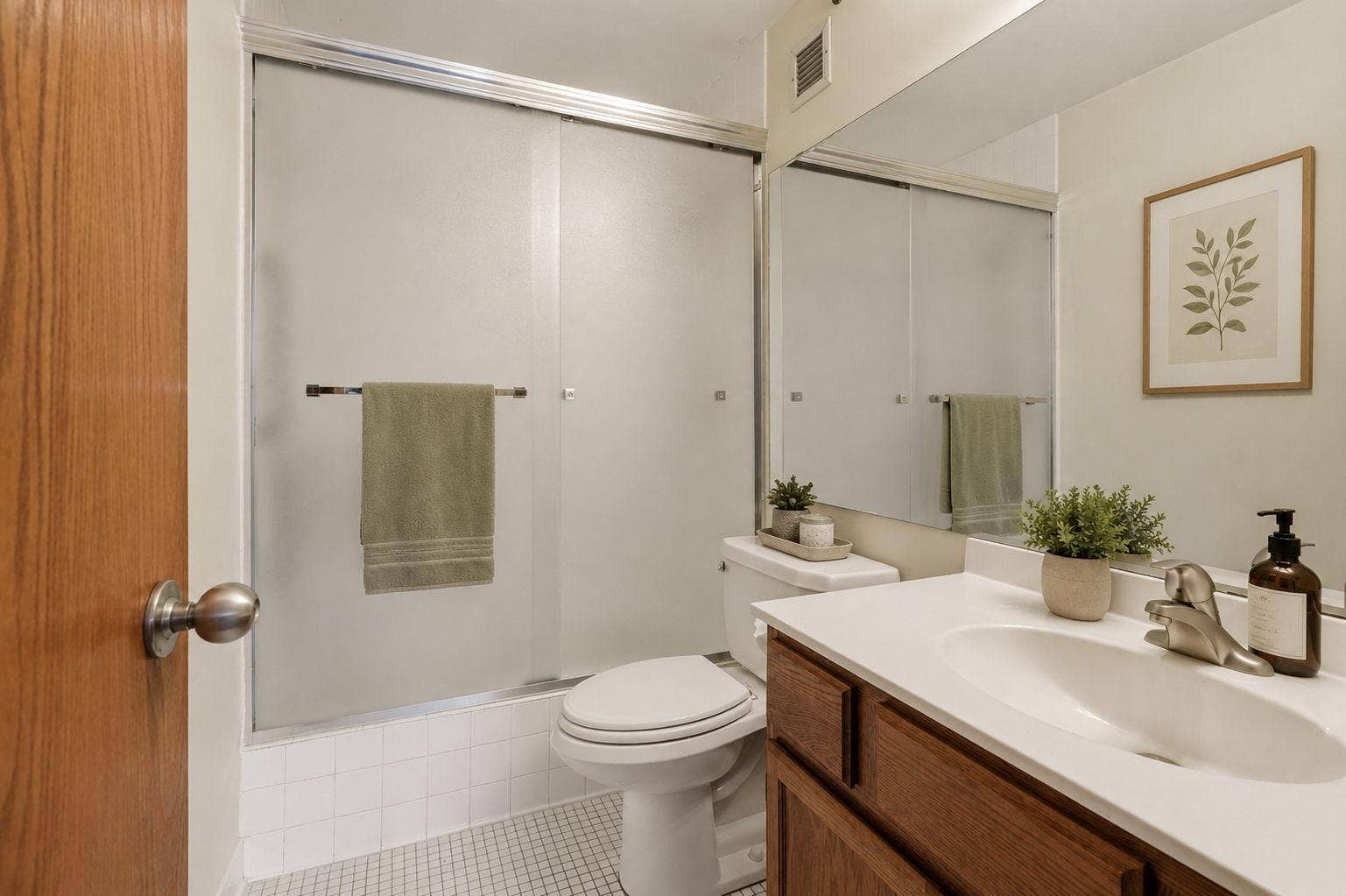 433 S 7th Street, #2113, 19, Minneapolis, MN 55415 433 S 7th Street, #2113, 19, Minneapolis, MN 55415