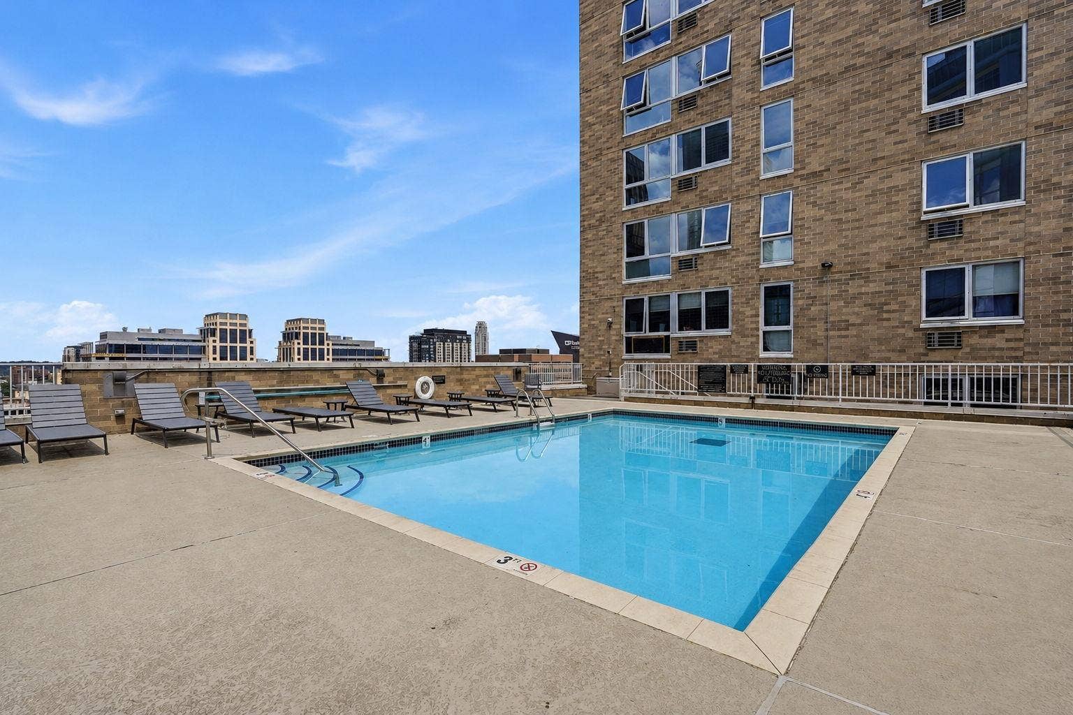 433 S 7th Street, #2113, 19, Minneapolis, MN 55415 433 S 7th Street, #2113, 19, Minneapolis, MN 55415
