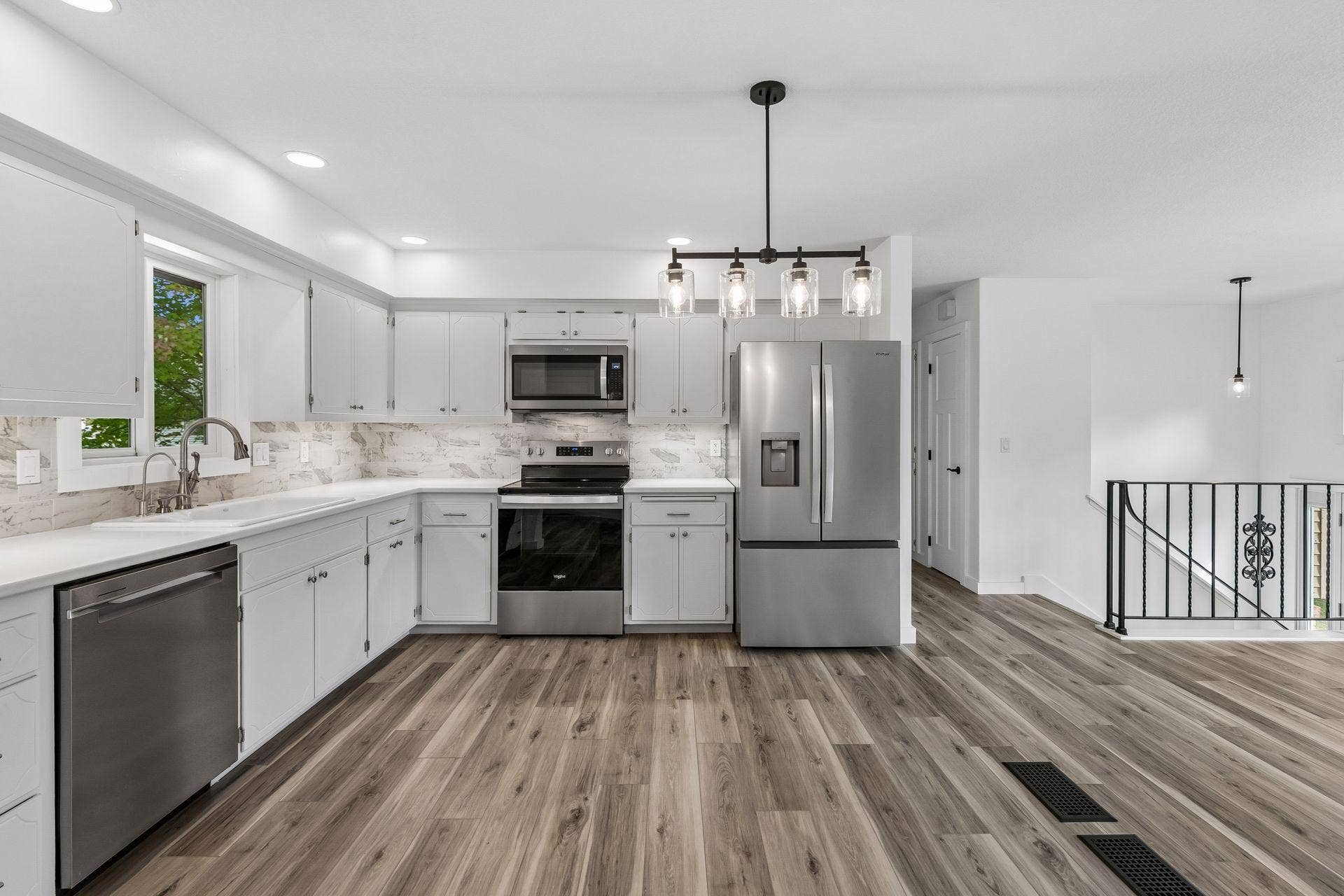 20375 Hughes Avenue W, Lakeville, MN 55044 Photo-014 (6).jpg