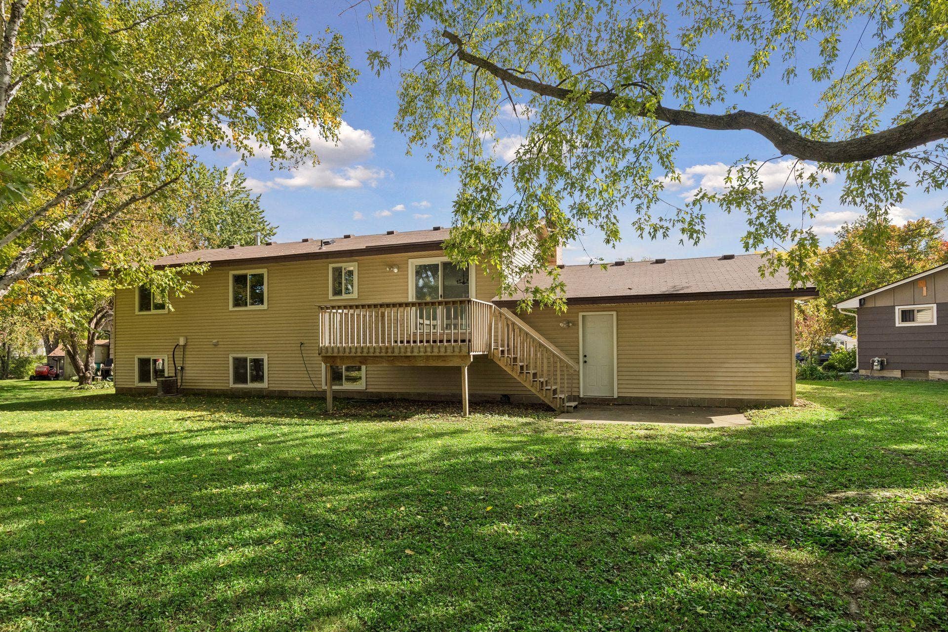 20375 Hughes Avenue W, Lakeville, MN 55044 Photo-044 (7).jpg
