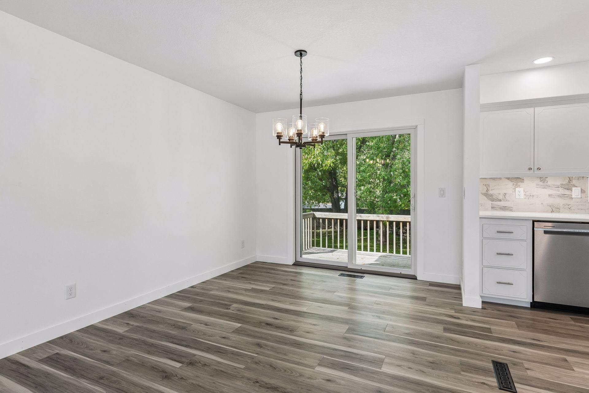20375 Hughes Avenue W, Lakeville, MN 55044 Photo-012 (14).jpg