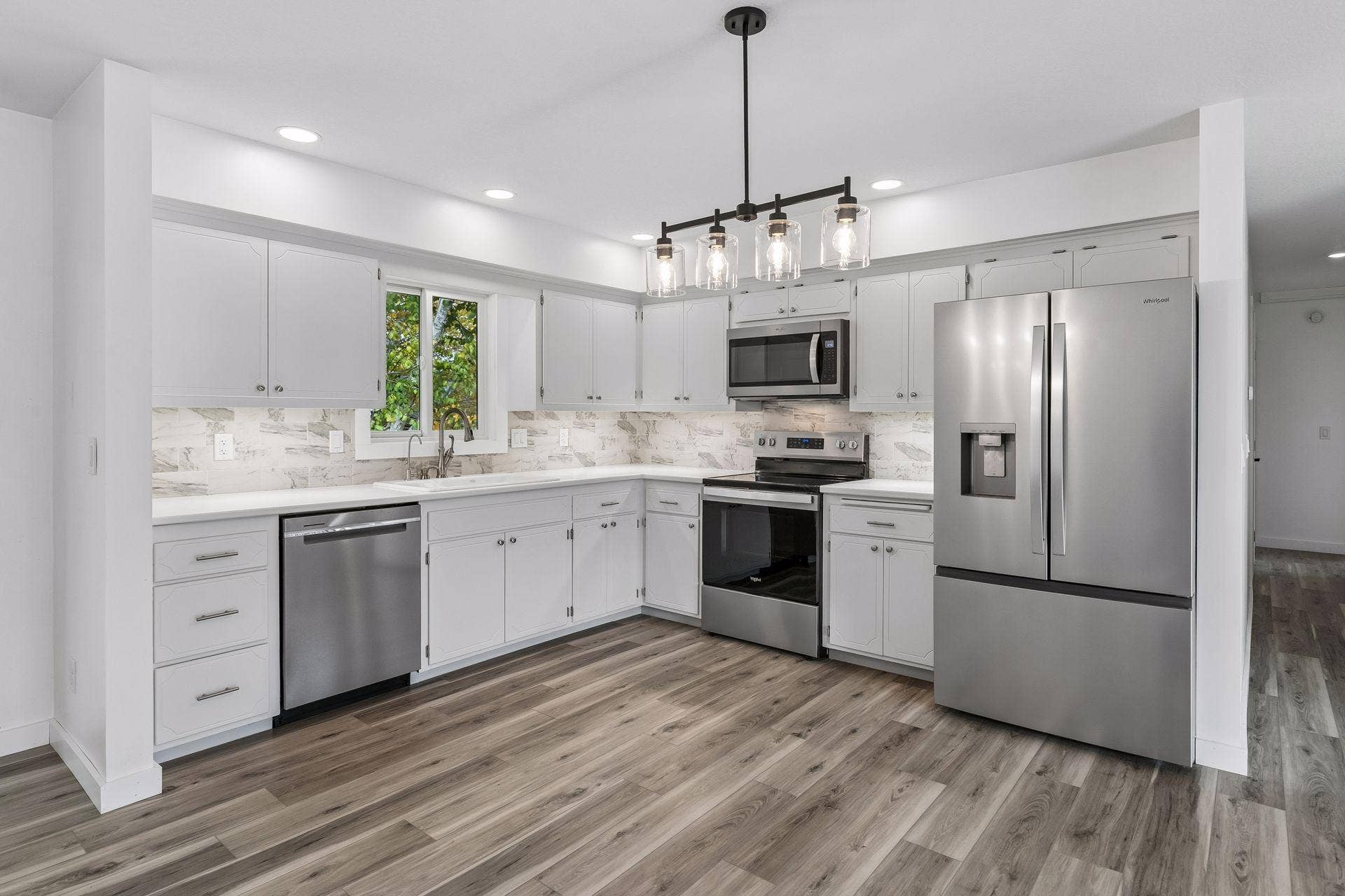 20375 Hughes Avenue W, Lakeville, MN 55044 Photo-015 (11).jpg
