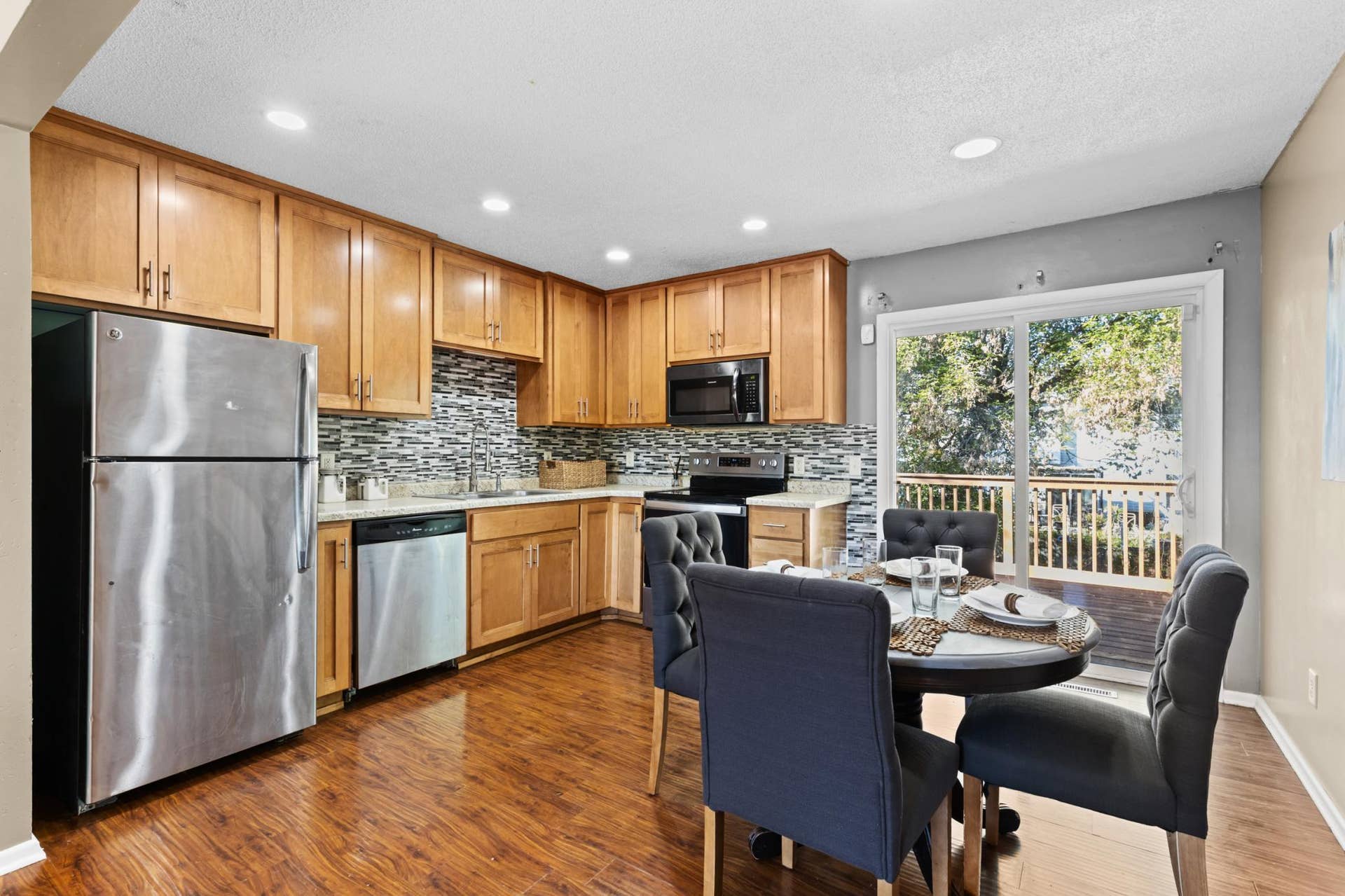 7515 Brunswick Avenue N, Brooklyn Park, MN 55443 5_a13a1625.jpg