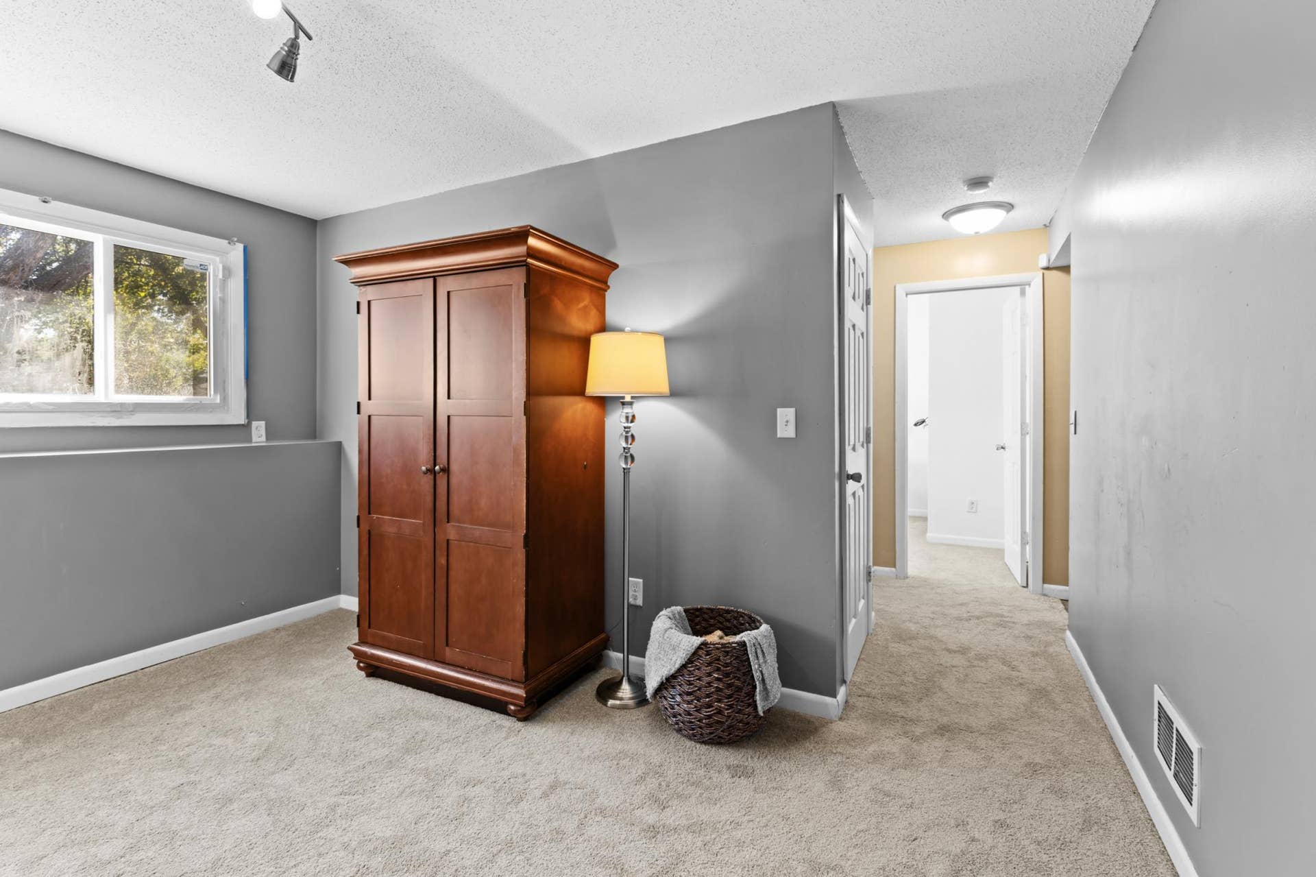 7515 Brunswick Avenue N, Brooklyn Park, MN 55443 14_a13a1688.jpg