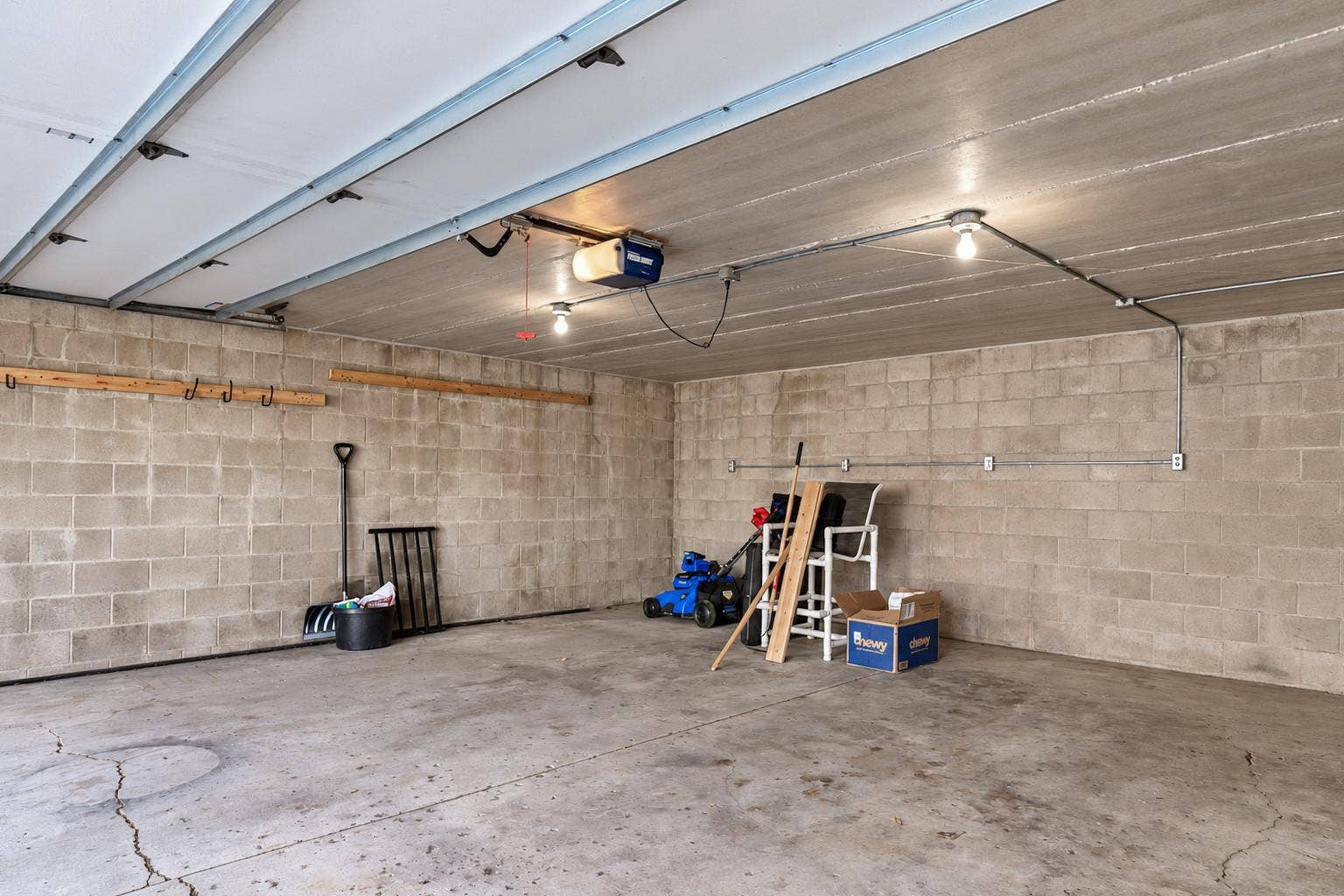 703 S Oak Avenue, Owatonna, MN 55060 40.jpg