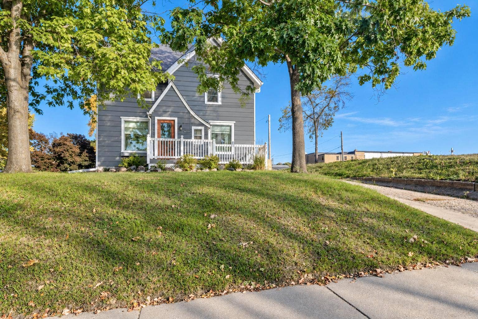 703 S Oak Avenue, Owatonna, MN 55060 2.jpg