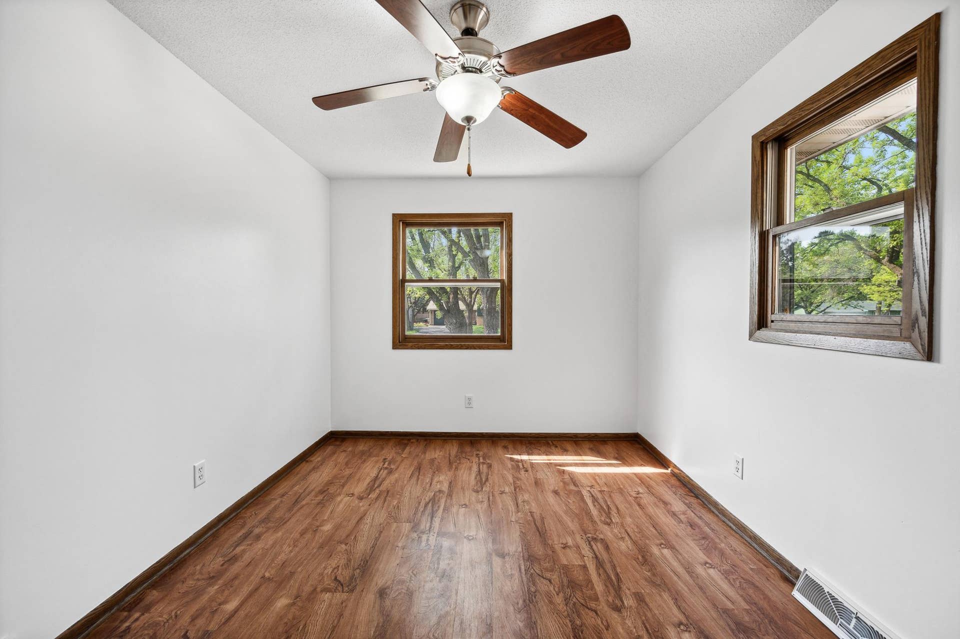 91 Egret Boulevard NW, Minneapolis, MN 55448 FSF_7828.jpg