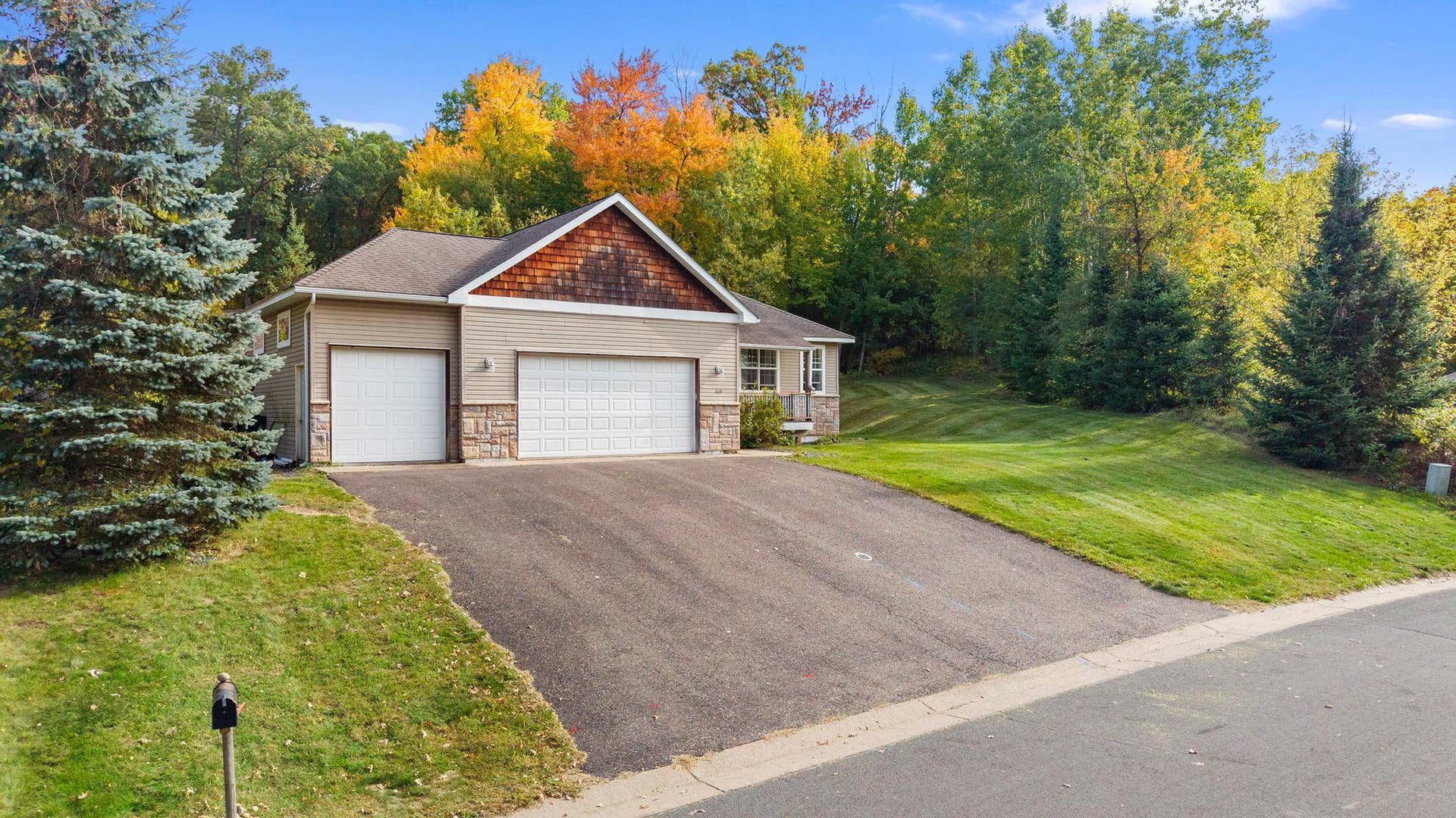449 Roosevelt Drive, Dresser, WI 54009 8-web-or-mls-449 Roosevelt Dr-336.jpg