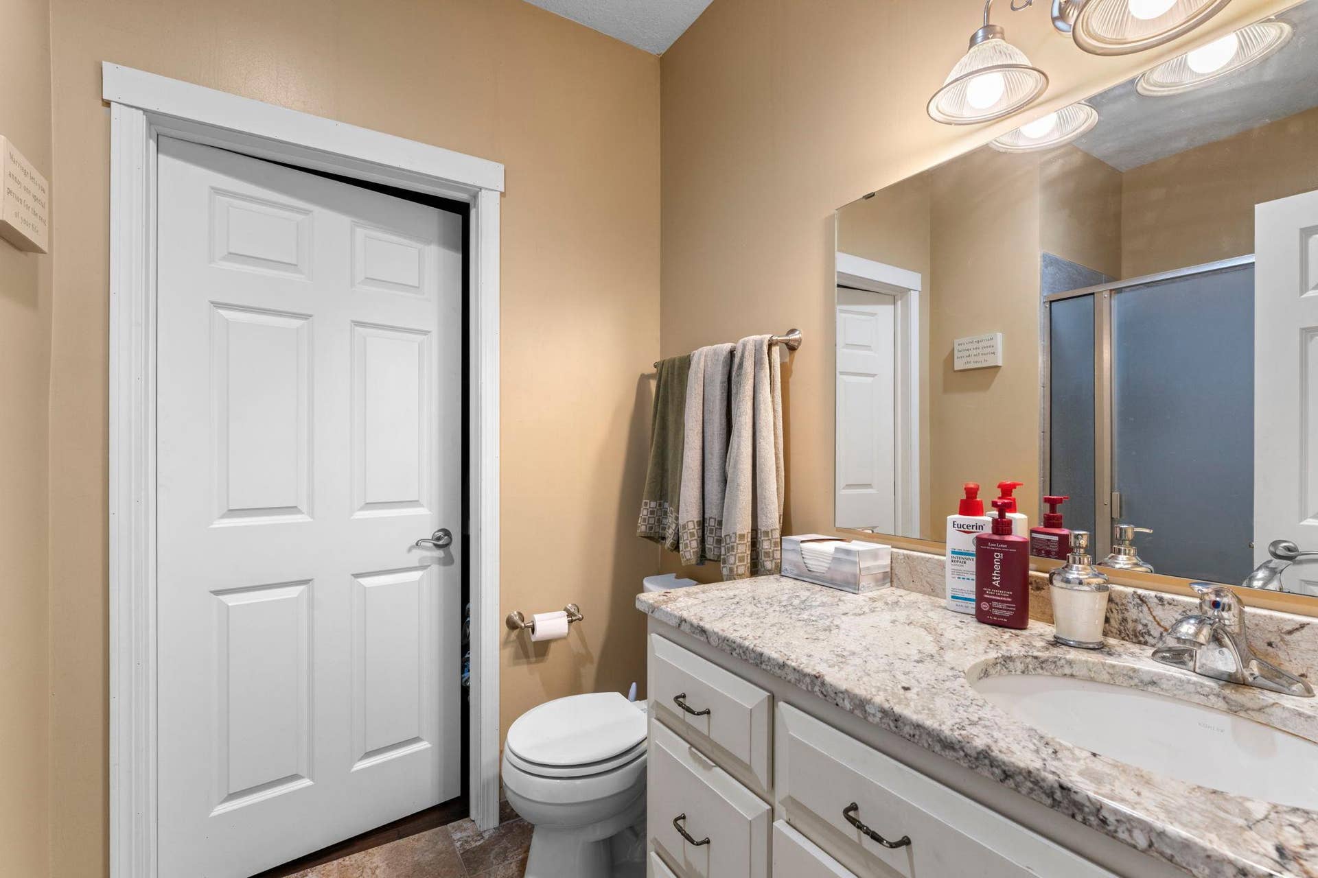 449 Roosevelt Drive, Dresser, WI 54009 Primary bath leads to walk-in closet