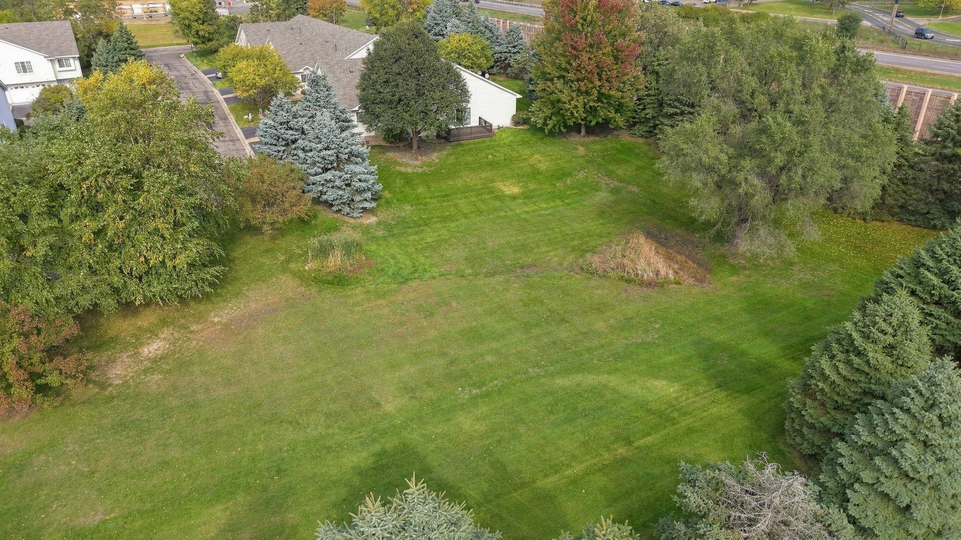 Community green space for relaxation
