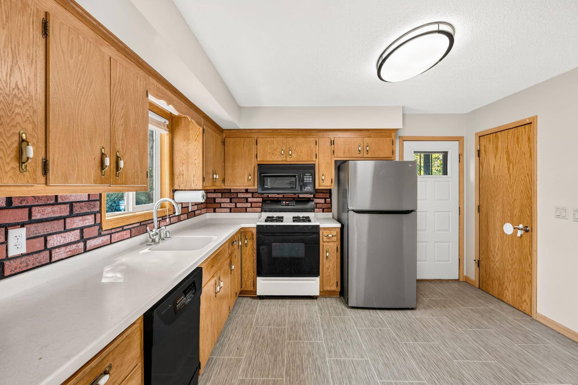 13629 Nagell Circle, Maple Grove, MN 55311 14-web-or-mls-DSC04034.jpg