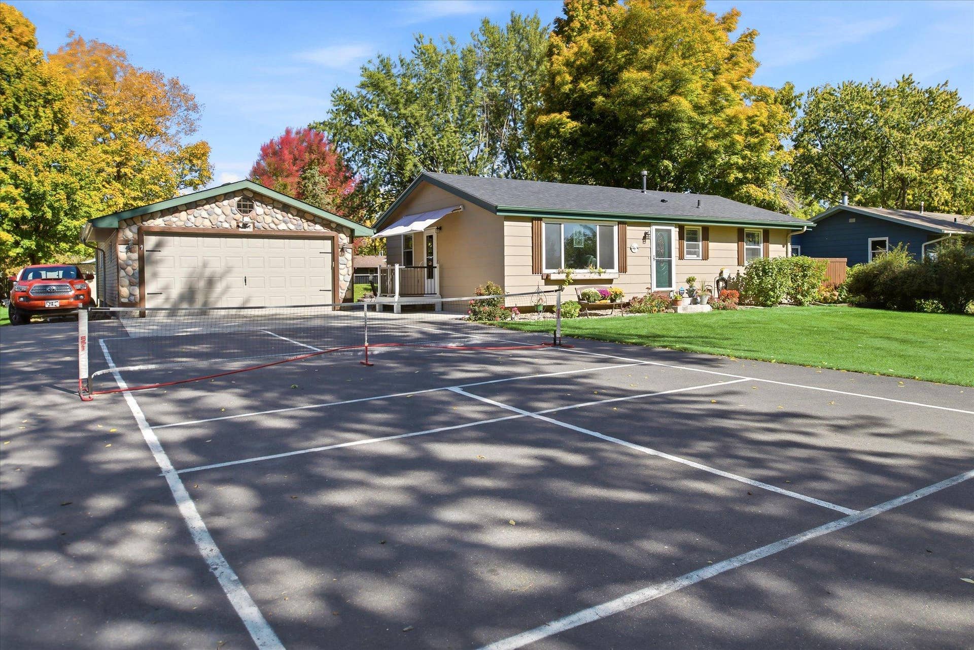 6816 Casey Parkway, Prior Lake, MN 55372 6816 Casey Parkway, Prior Lake, MN 55372