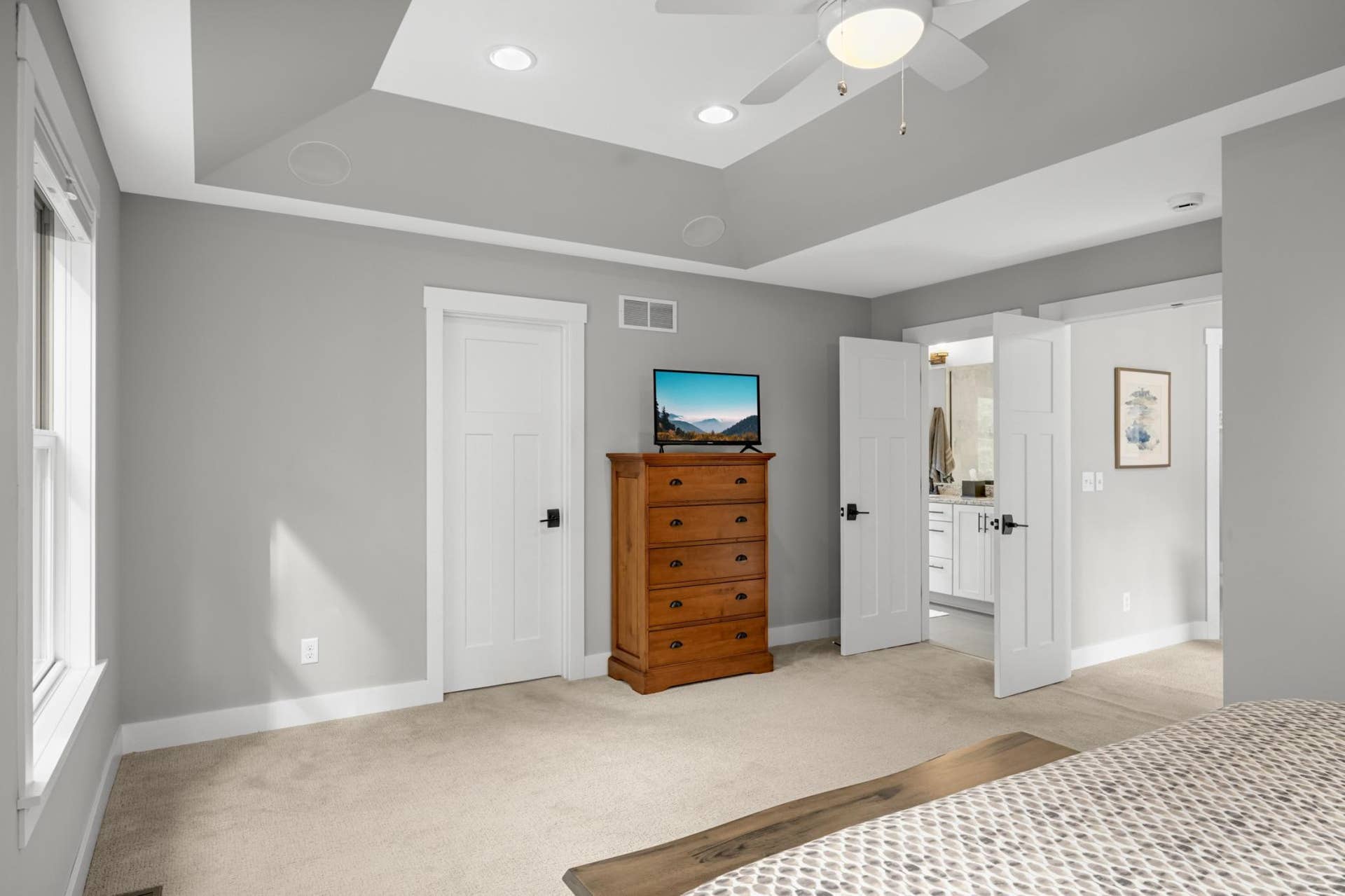 3105 44th Avenue S, 15, Minneapolis, MN 55406 Primary bedroom with walk-in closet